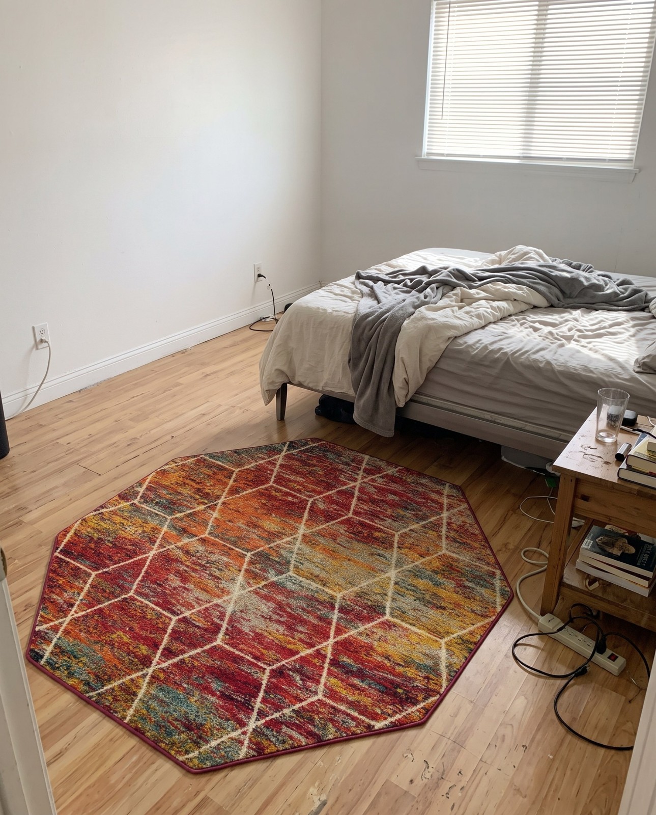 7' 10 x 7' 10 Galloway · Geometric lattice rug, red and multi