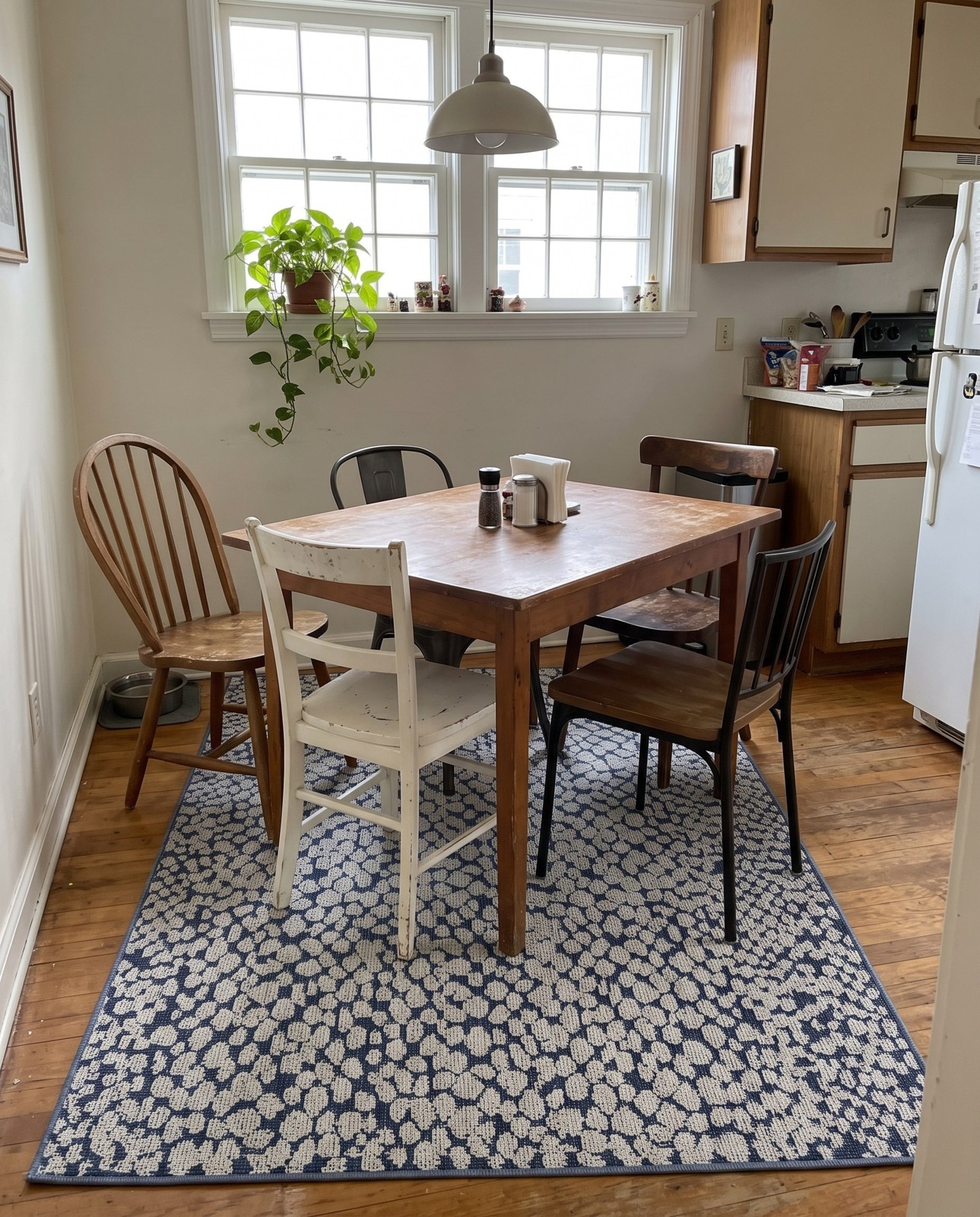 Detail image of 2' x 3' 1 Dillard · Animal print Outdoor Rug, navy blue