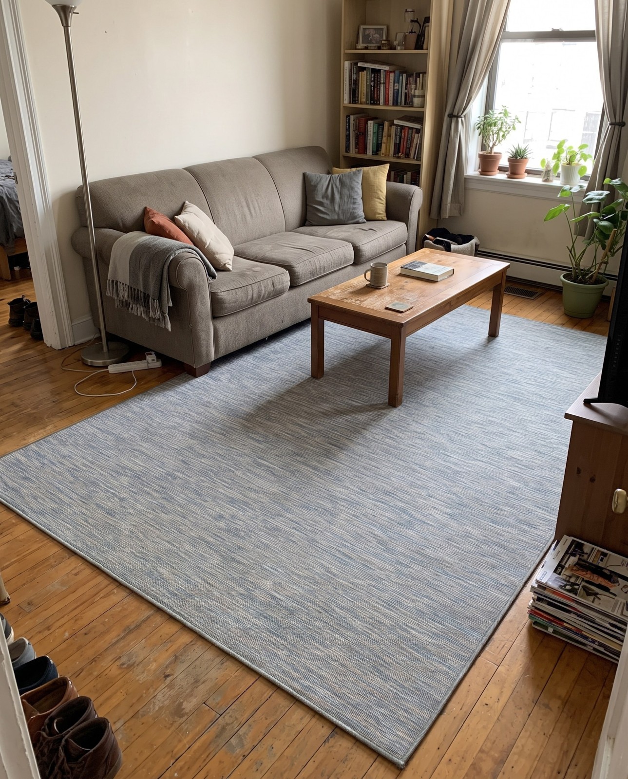 8' 4 x 11' 4 Gates · Outdoor Rug, blue