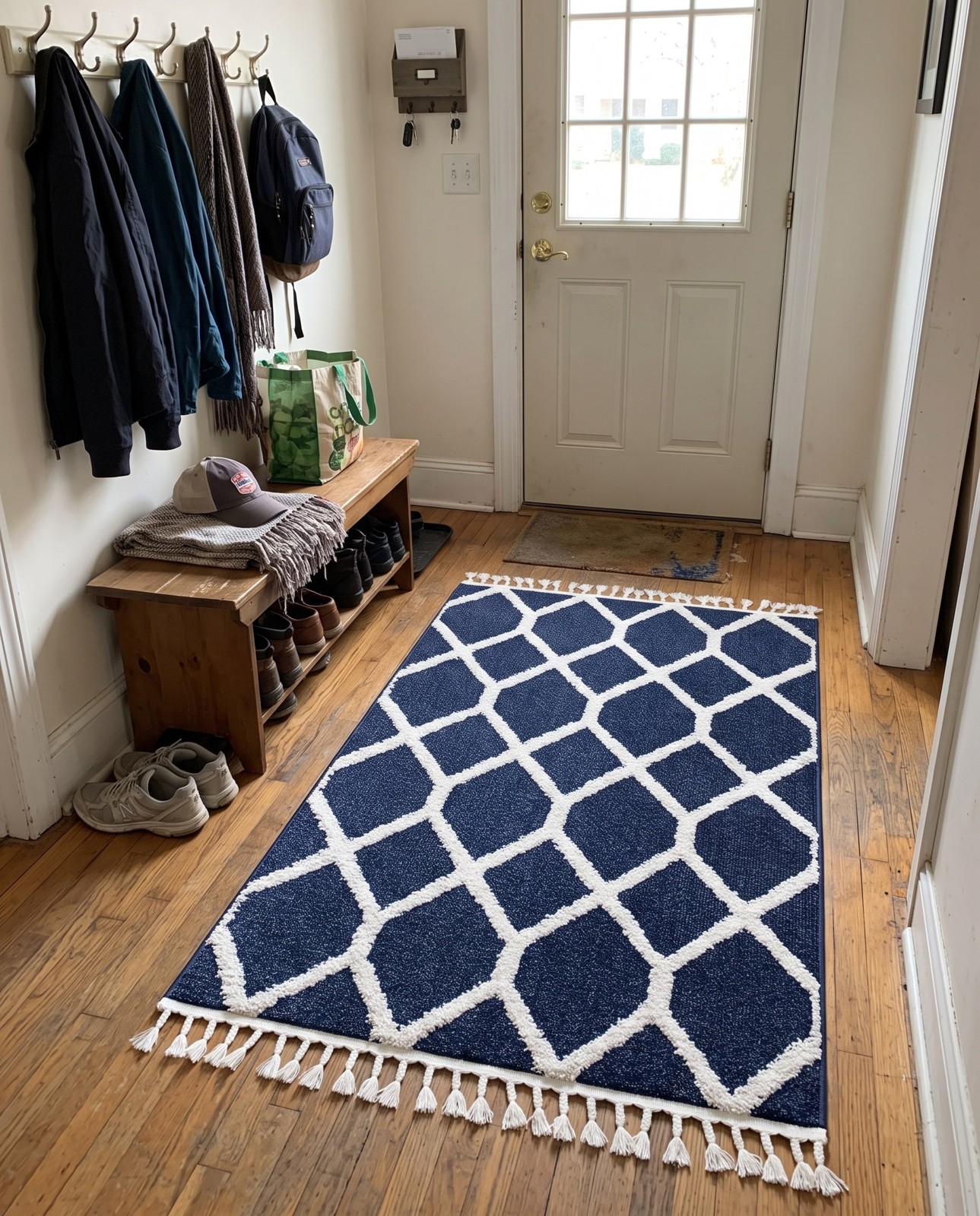 Detail image of 9' x 12' Kirkwood · Diamond rug, blue