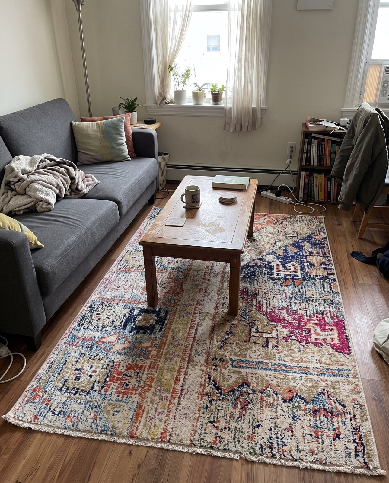 4' x 6' Falcon · Geometric Washable Rug