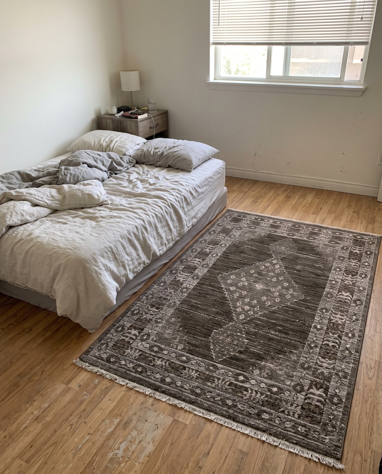 4' x 6' 3 Loveland · Diamond medallion rug, green and brown