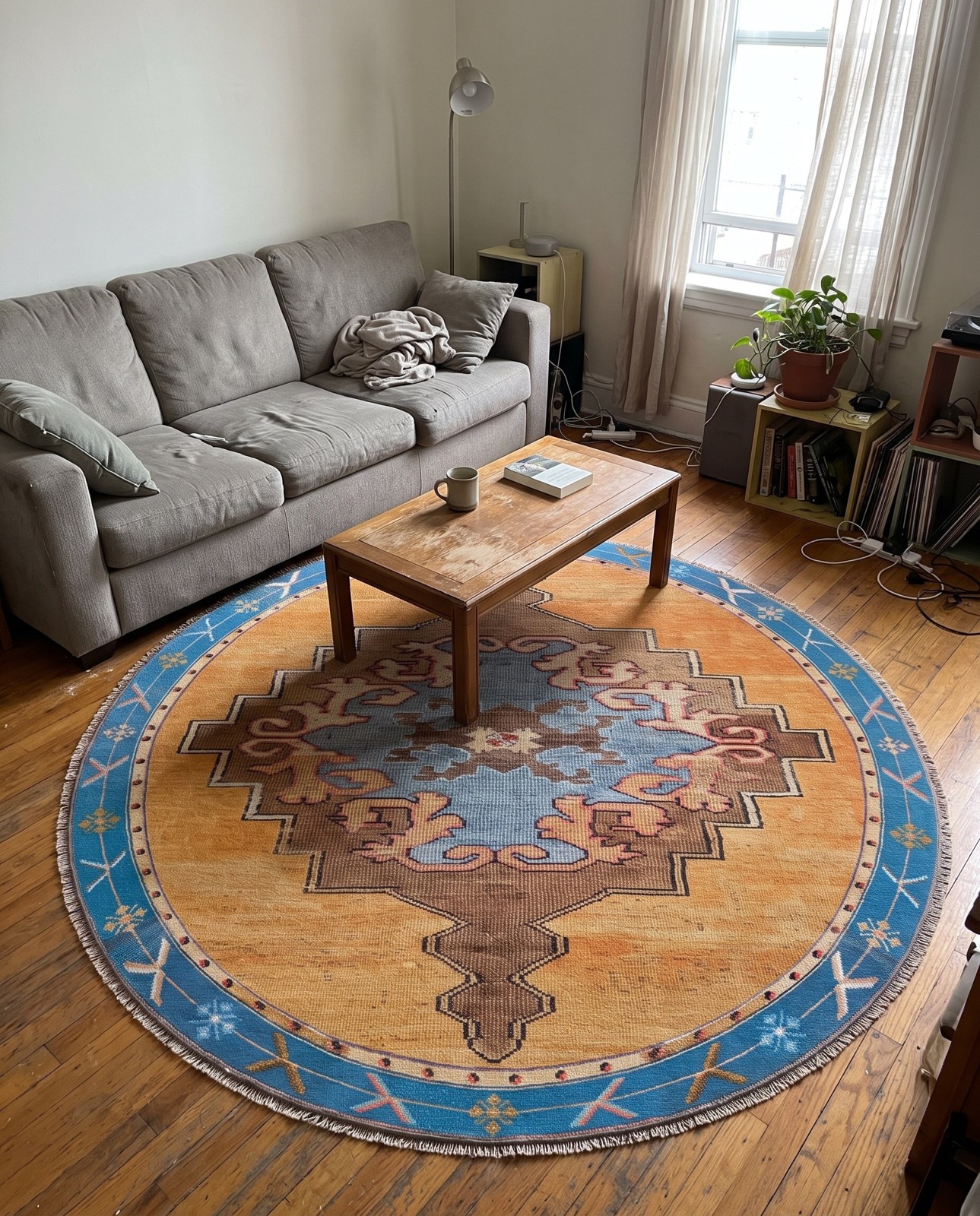 5' x 8' Sanderson · Medallion Washable Rug, orange and blue