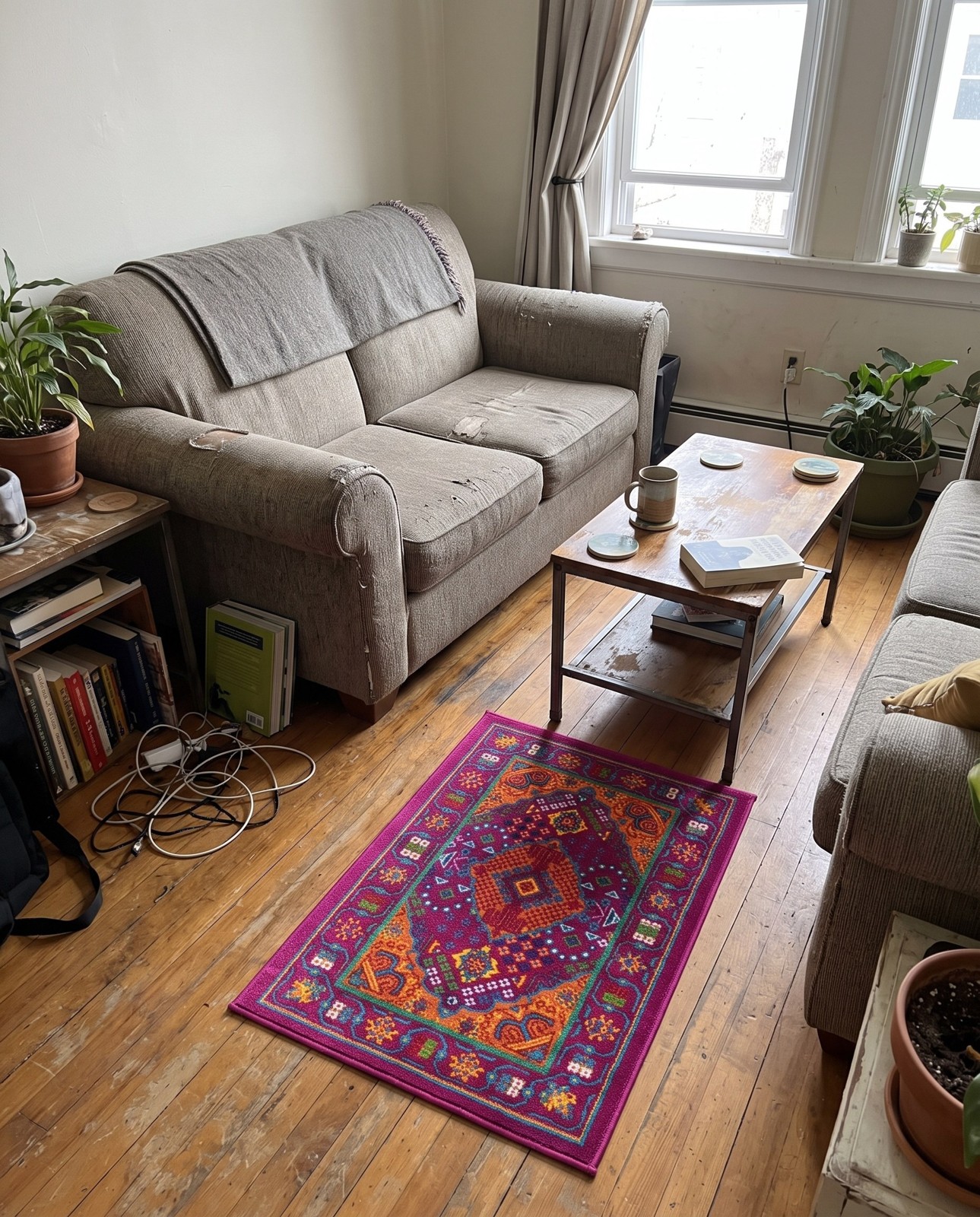 2' x 3' Lawson · Border rug, fuchsia