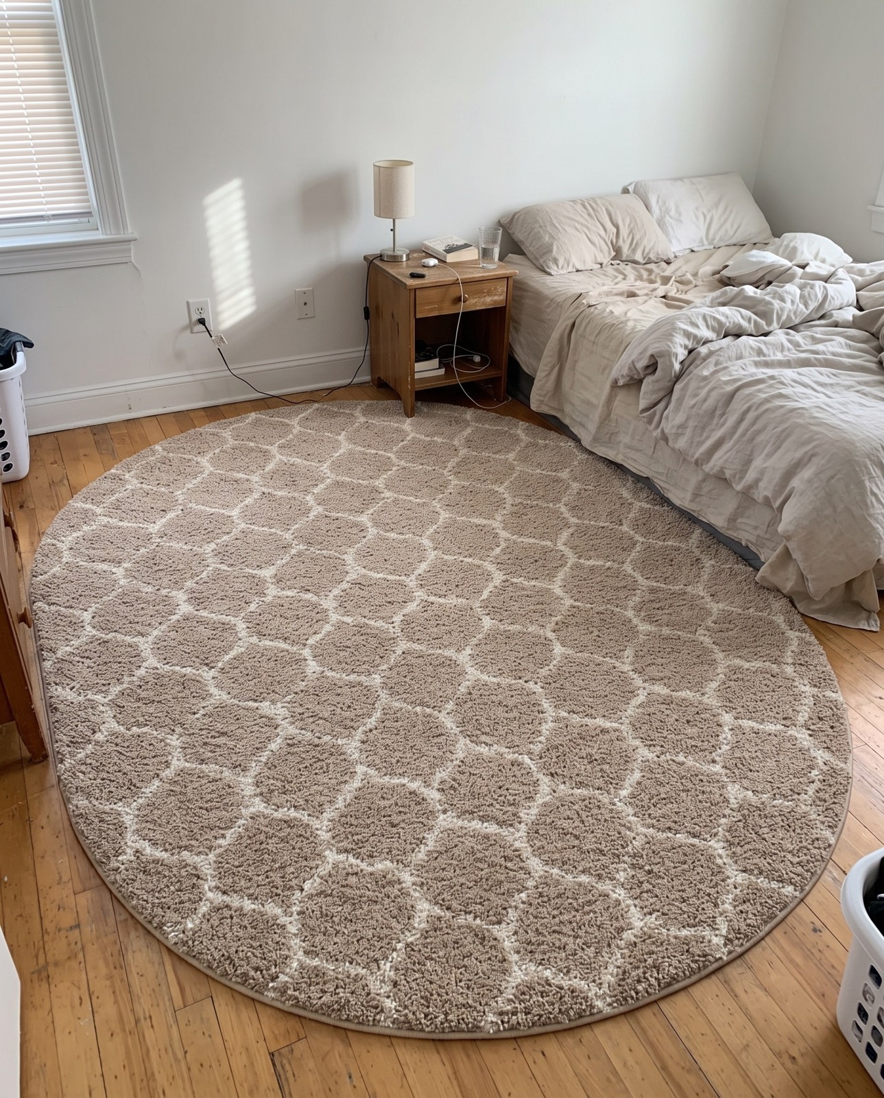 4' x 6' Barnett · Lattice Shag Rug, light brown and ivory