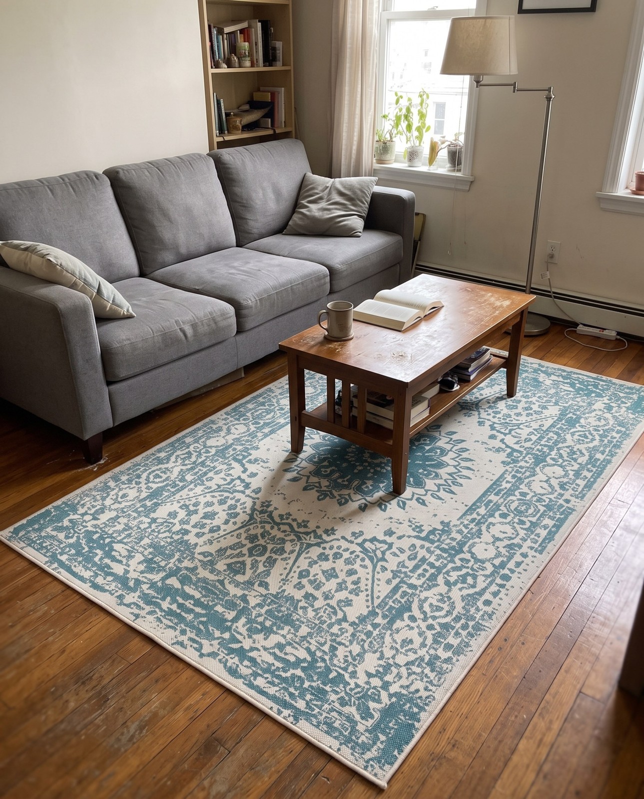 9' x 12' Royce · Border Outdoor Rug, aqua