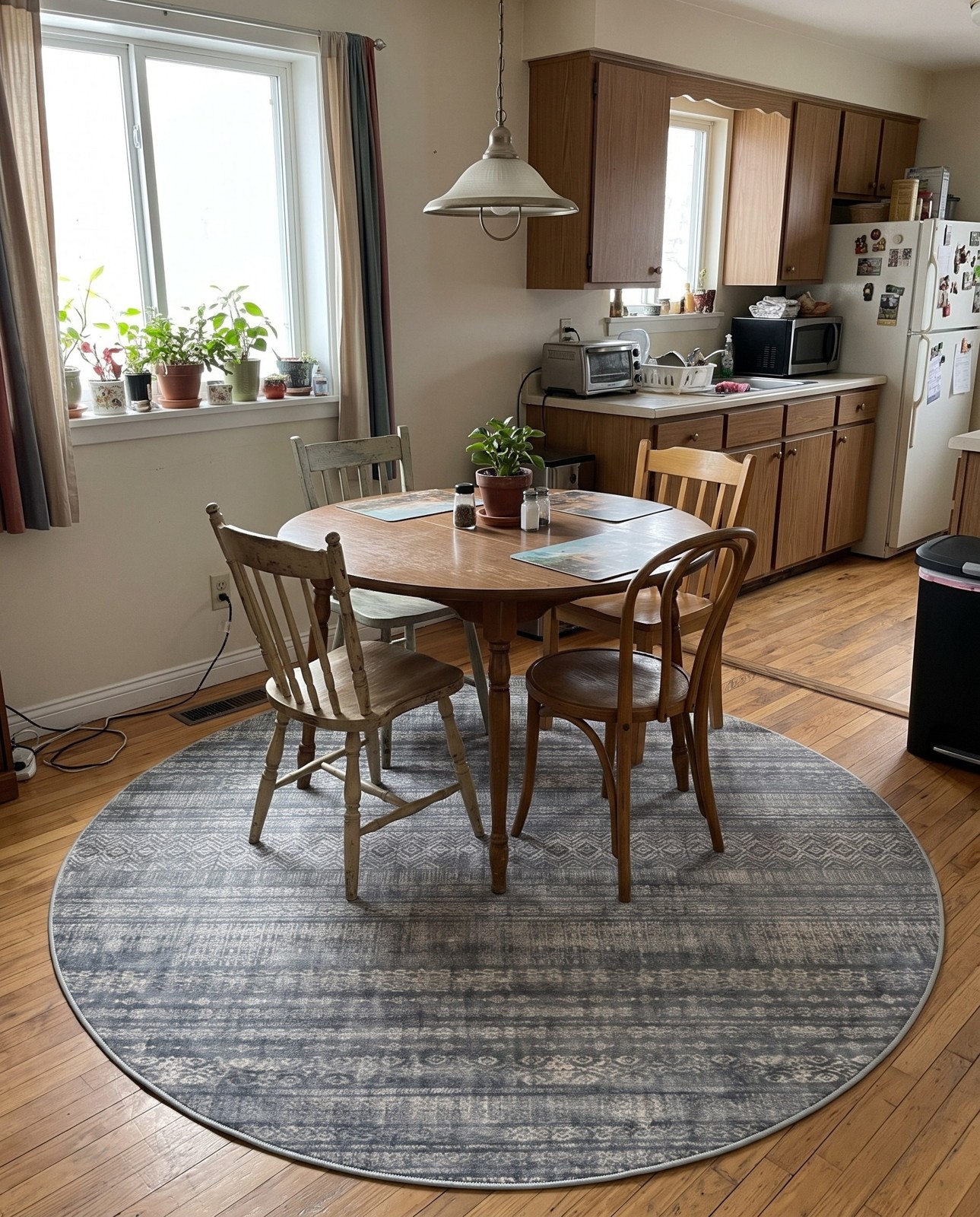 Detail image of 8' x 8' Keswick · Striped rug, gray and light blue