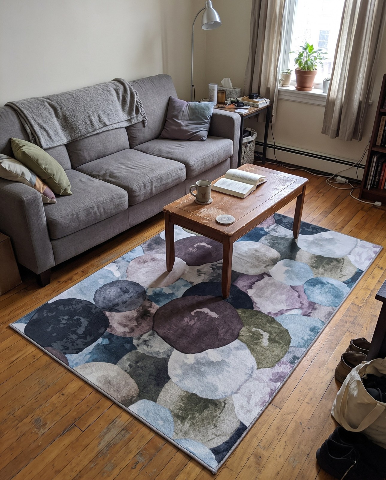 3' 3 x 5' 3 Birchwood · Abstract dot rug, multi gray