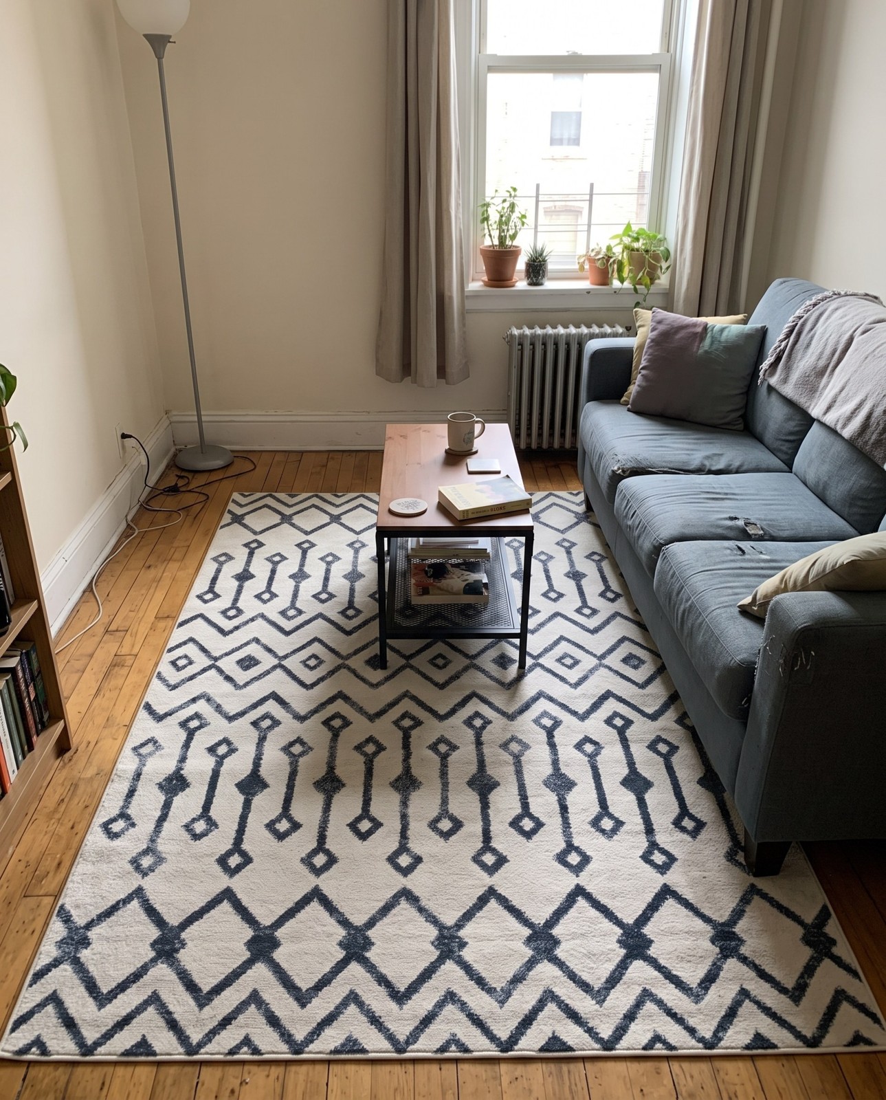 7' 10 x 11' Eugene · Diamond rug, coastalwhite