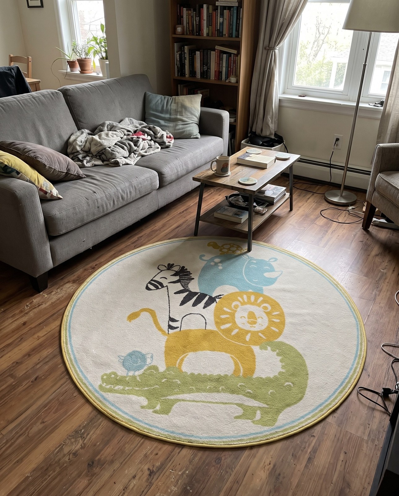 5' 3 x 5' 3 Dryden · Animal pile rug, ivory and yellow