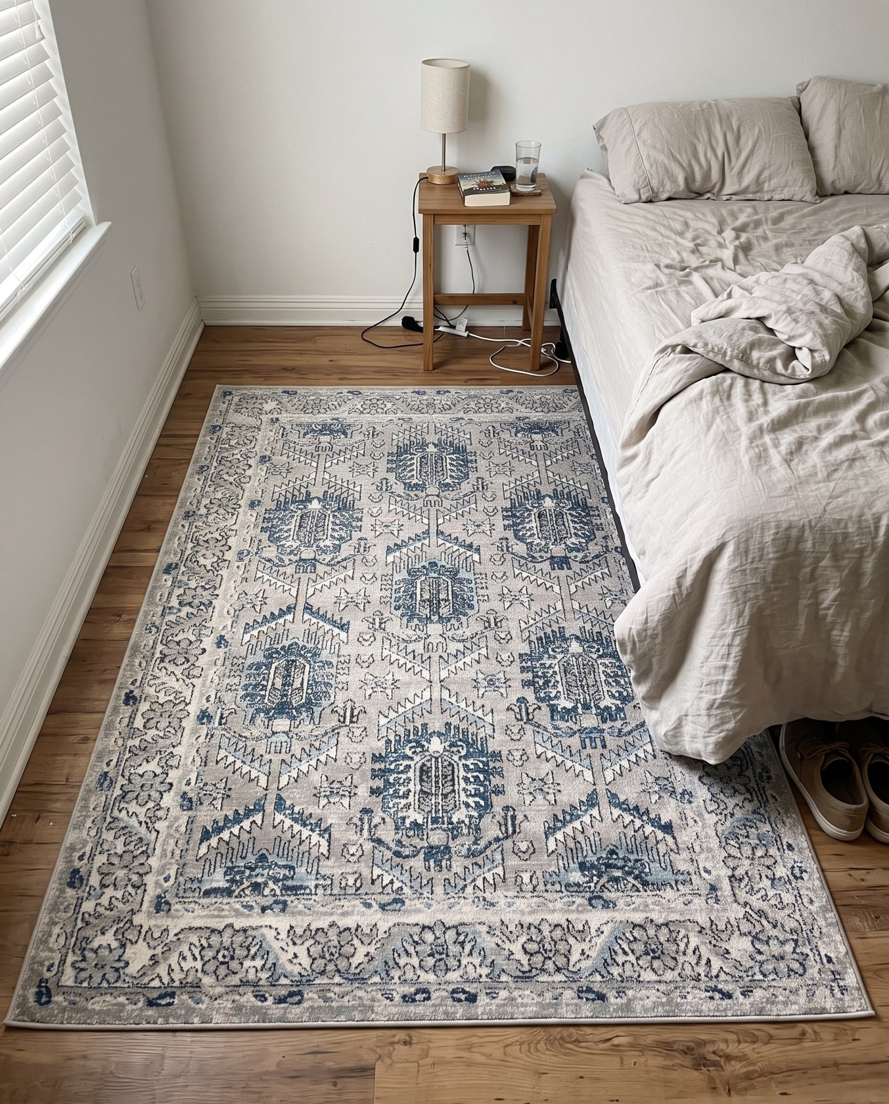 4' x 6' Bozeman · Tribal medallion rug, gray and blue