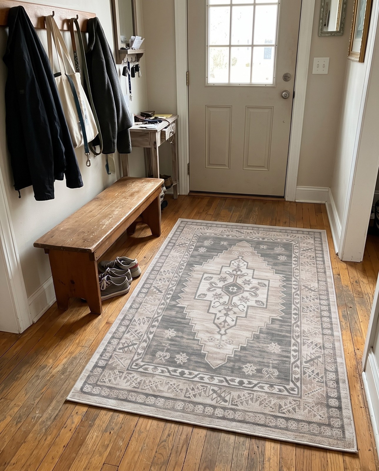 4' x 6' Ligonier · Border rug, mink