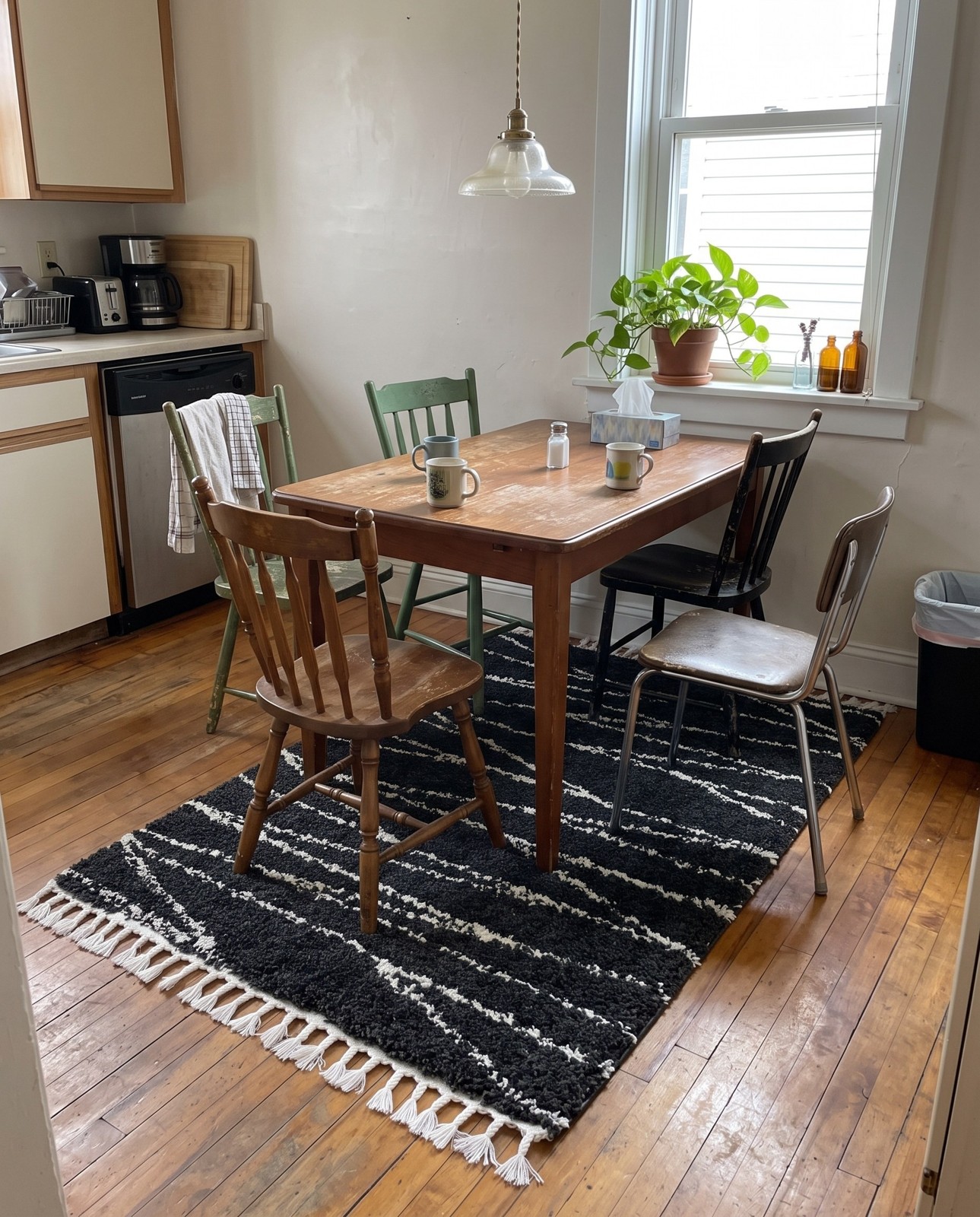 10' x 14' Edenton · Lines Shag Rug