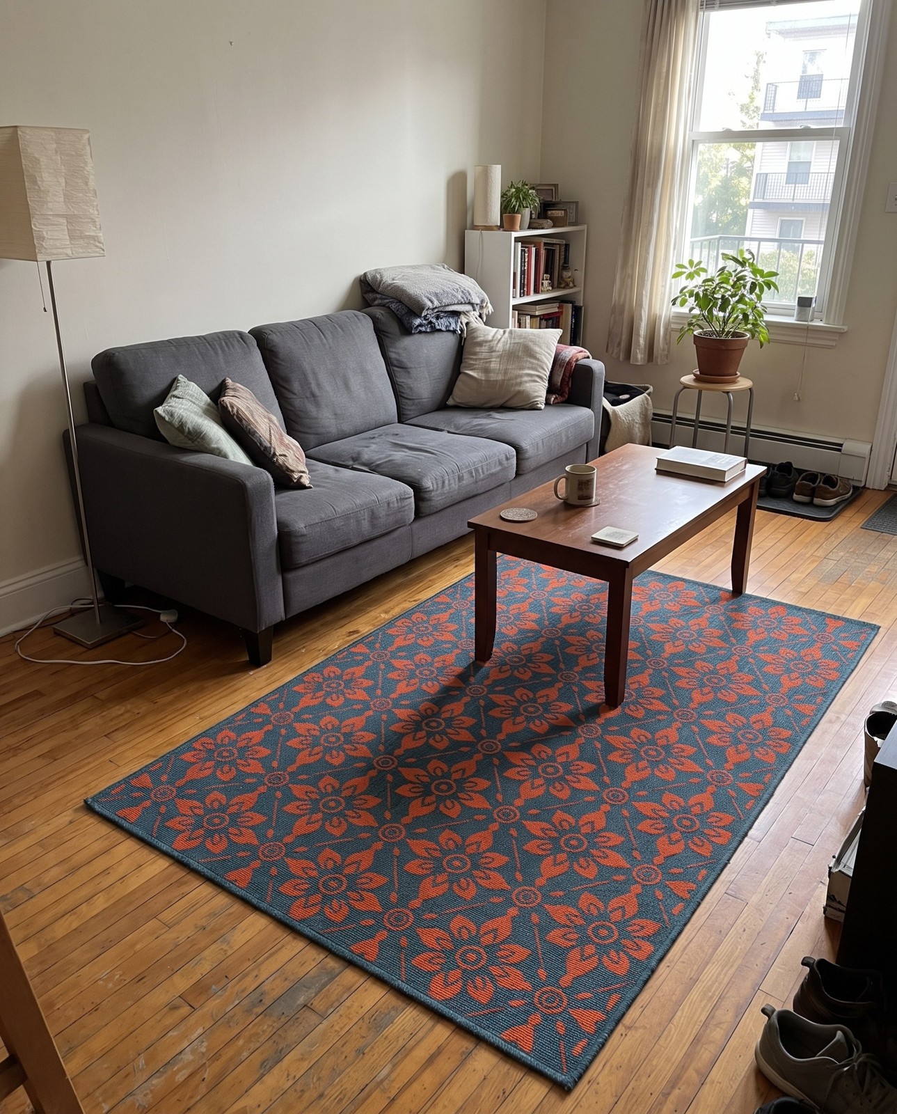 4' x 6' Selwyn · Floral / botanical Outdoor Rug, blue and red