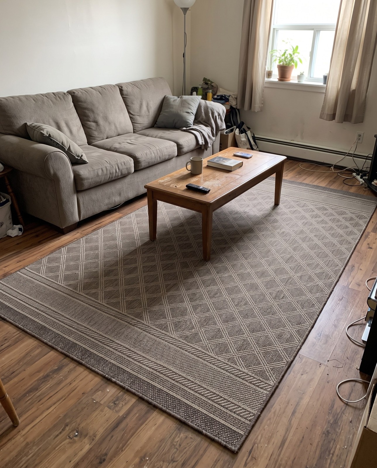 6' 1 x 9' Mercer · Border Outdoor Rug, chocolate brown