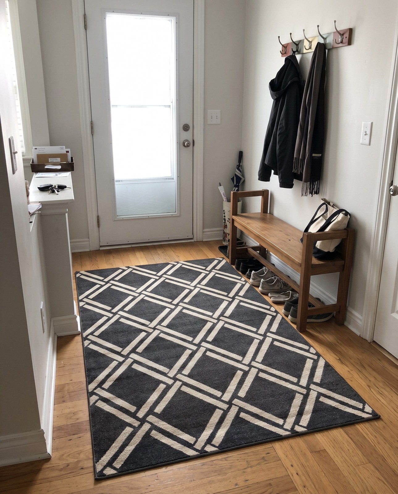 5' x 8' Deane · Geometric rug, fume