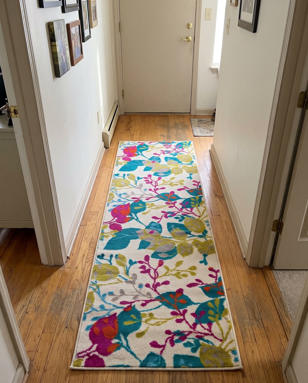 3' x 12' Lilburn · Botanical rug, multicolor on ivory