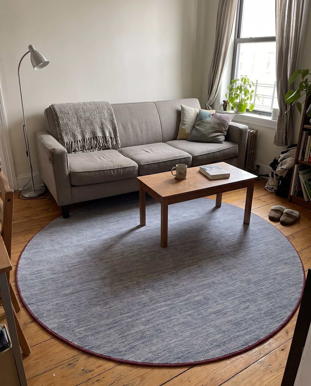 6' 7 x 6' 7 Callaway · Solid Wool Rug, lgray