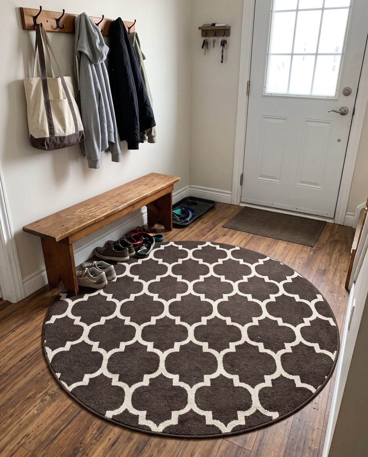 3' x 3' Arkwright · Trellis rug, chocolate brown and beige