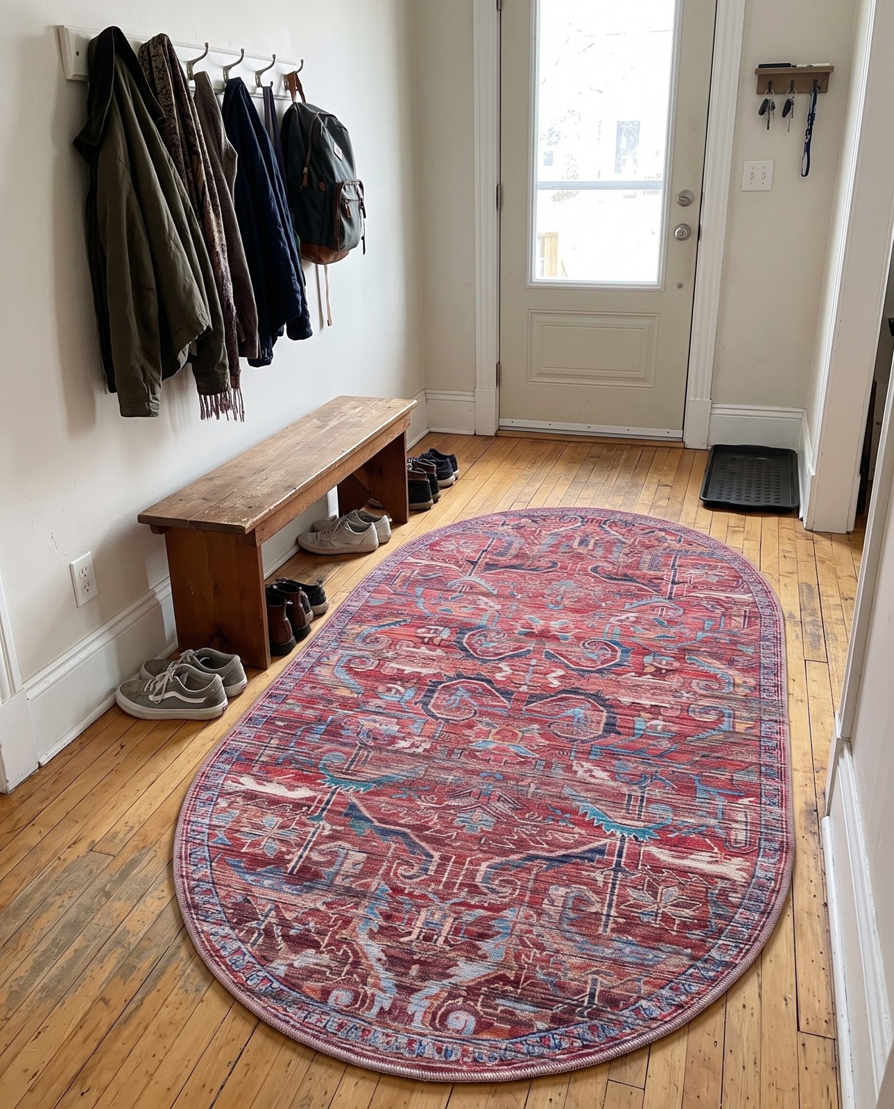 Detail image of 5' 3 x 7' Alcove · Medallion rug, rust and blue