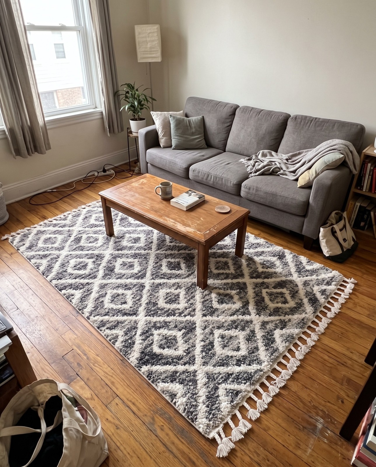 Detail image of 9' x 12' 2 Tunstall · Diamond Shag Rug, gray
