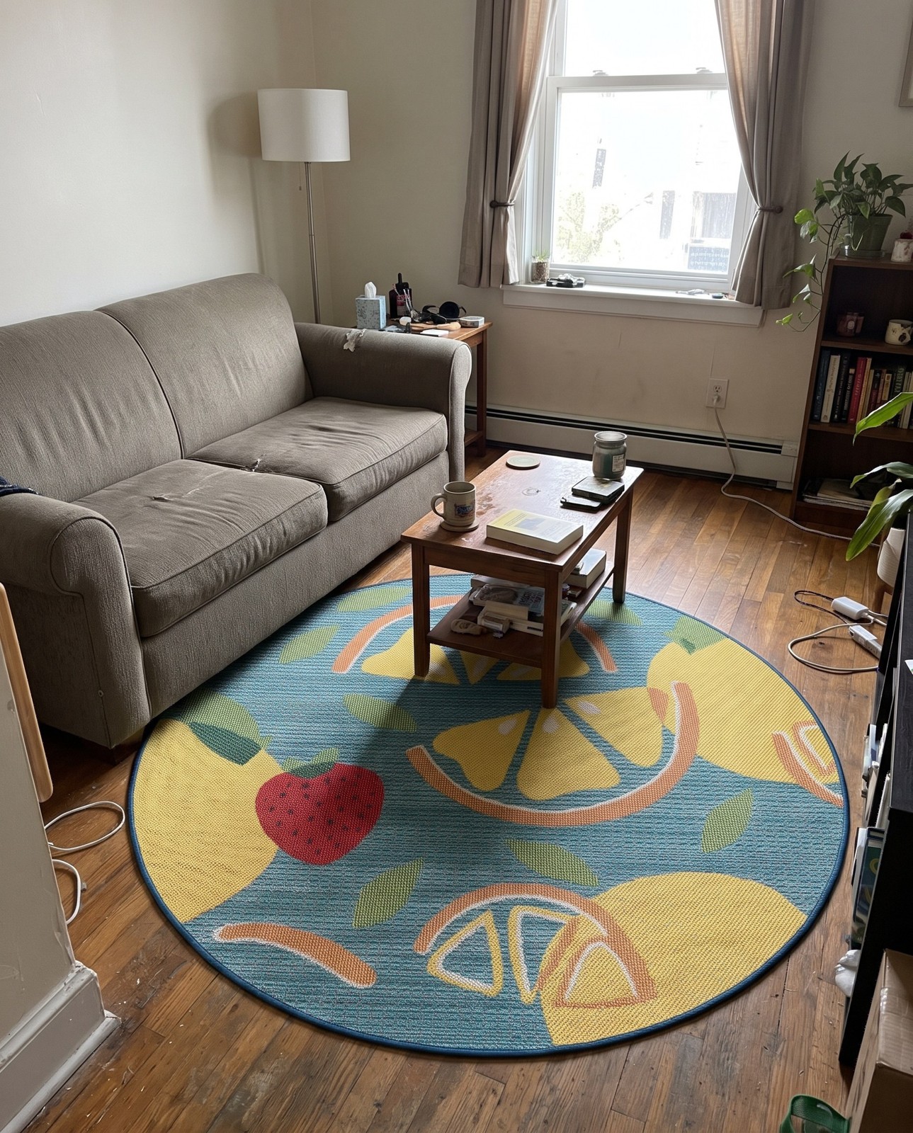 Detail image of 7' 10 x 7' 10 Masterson · Citrus fruit Outdoor Rug, blue and yellow
