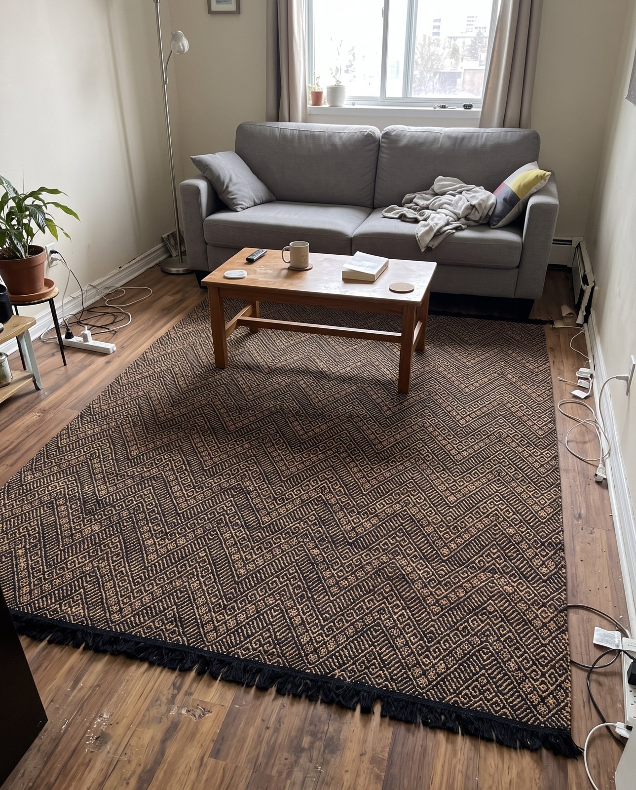 Detail image of 7' 10 x 10' Fulton · Chevron Braided Jute Rug, black and natural