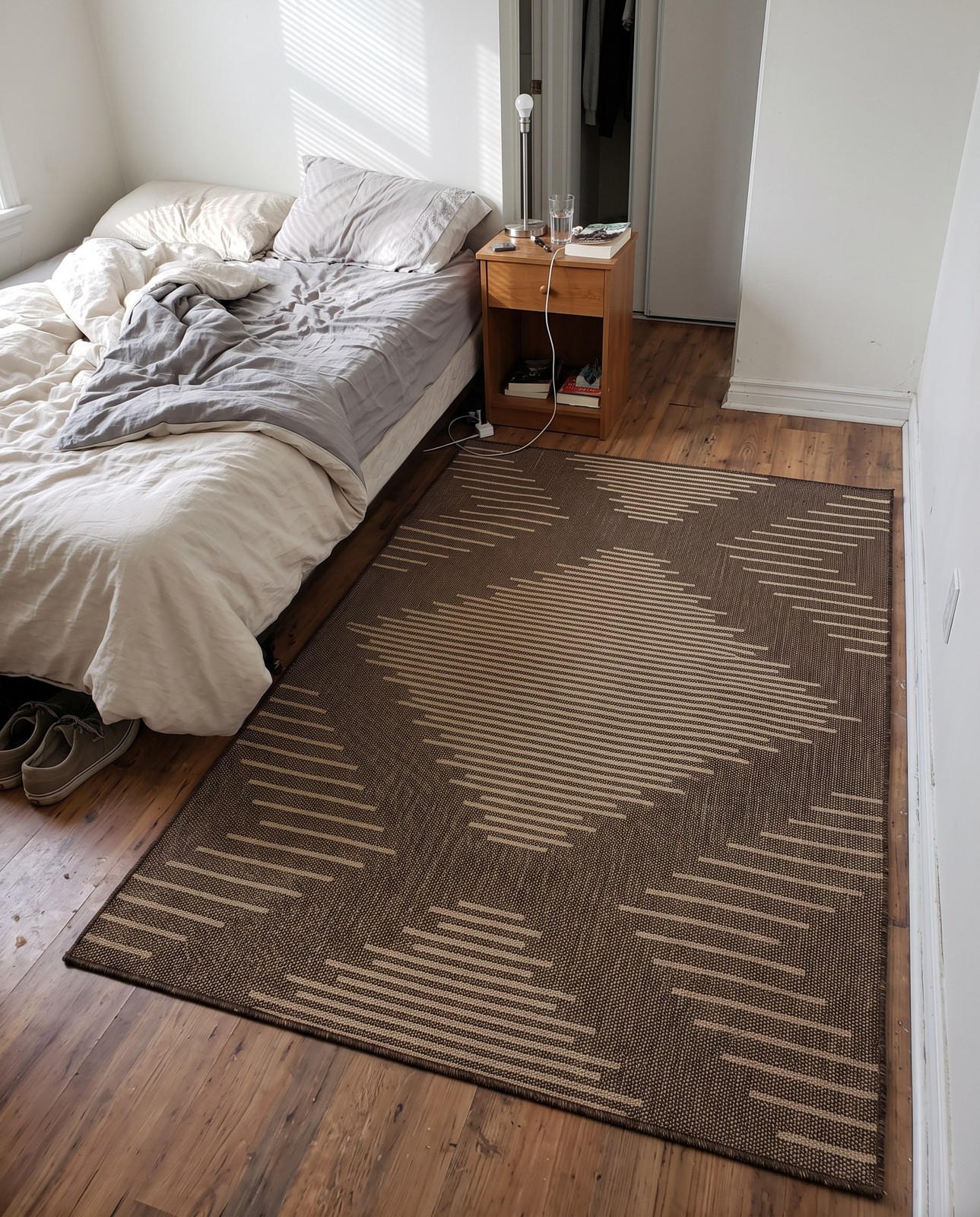 2' x 3' Alger · Geometric diamond rug, brown and natural