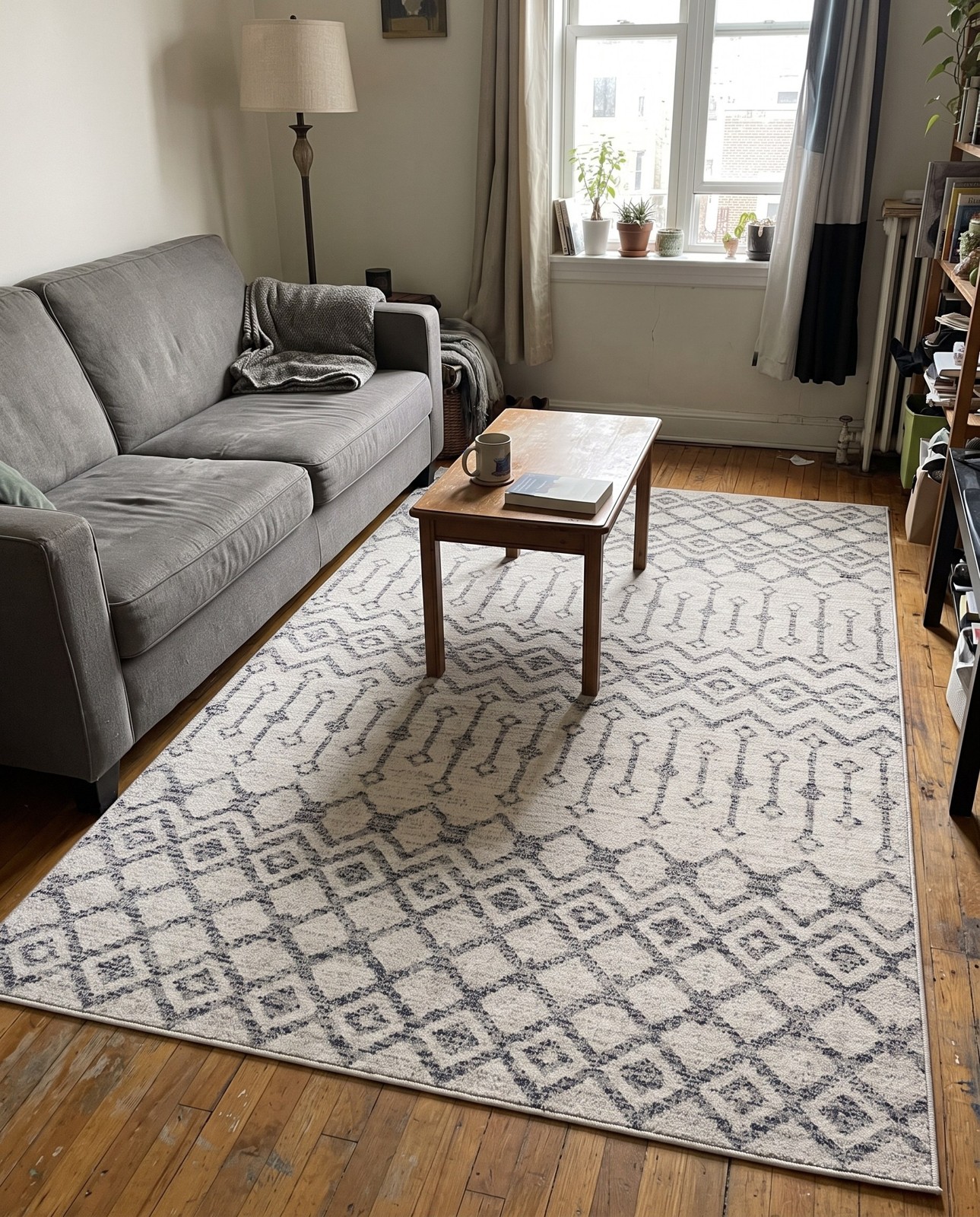 10' x 13' Harlan · Geometric tribal rug, ivory and gray