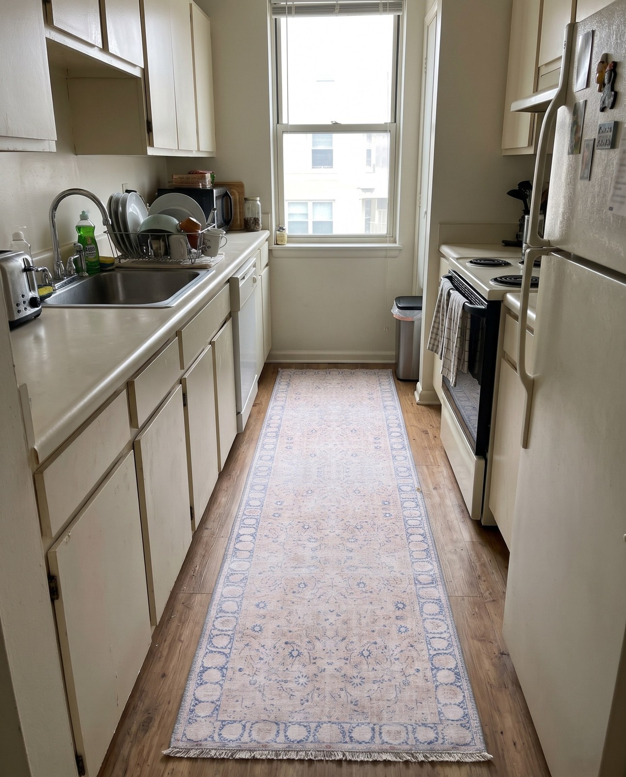 2' 6 x 12' Fawcett · Border Washable Rug, beige