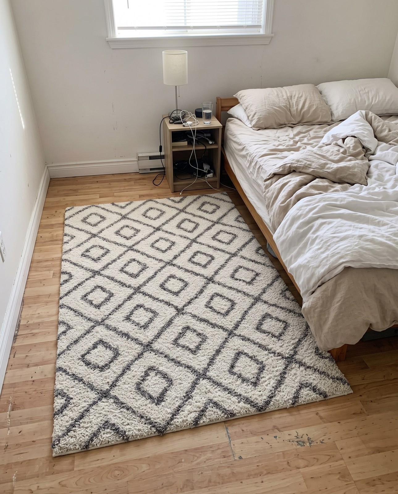 10' x 13' Brock · Diamond Shag Rug, ivory