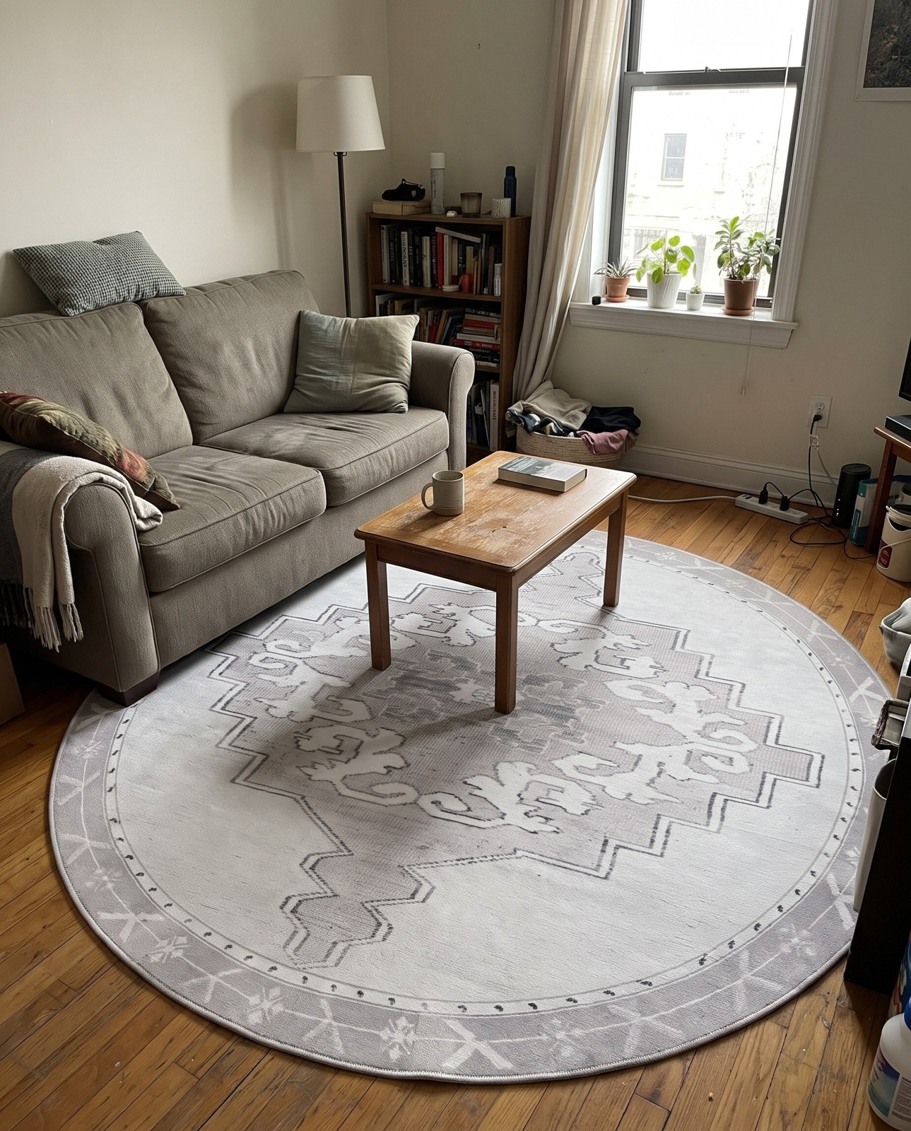 Detail image of 7' 7 x 7' 7 Sanderson · Medallion Washable Rug, gray and white