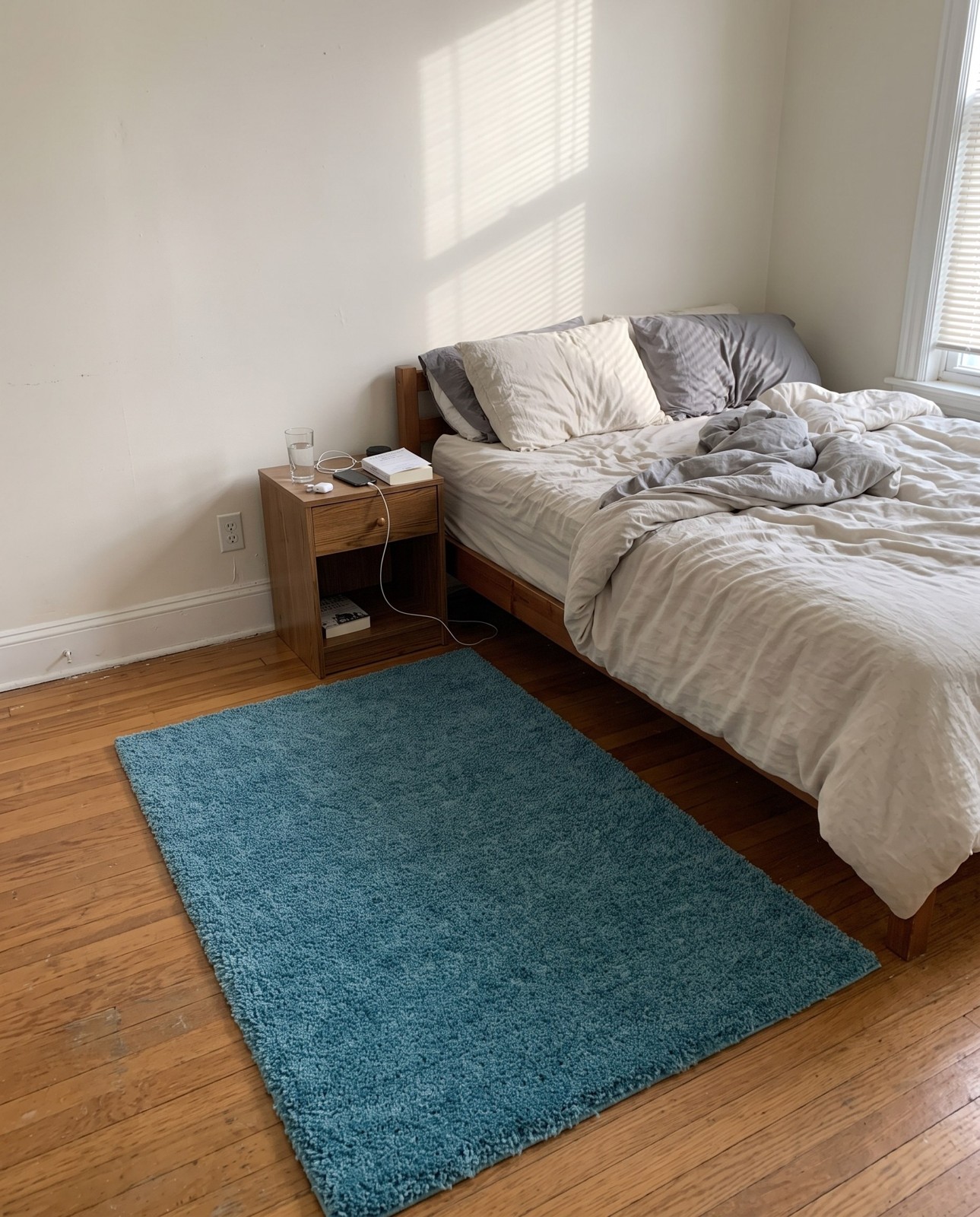 4' x 6' Calvert · Solid Shag Rug, turquoise