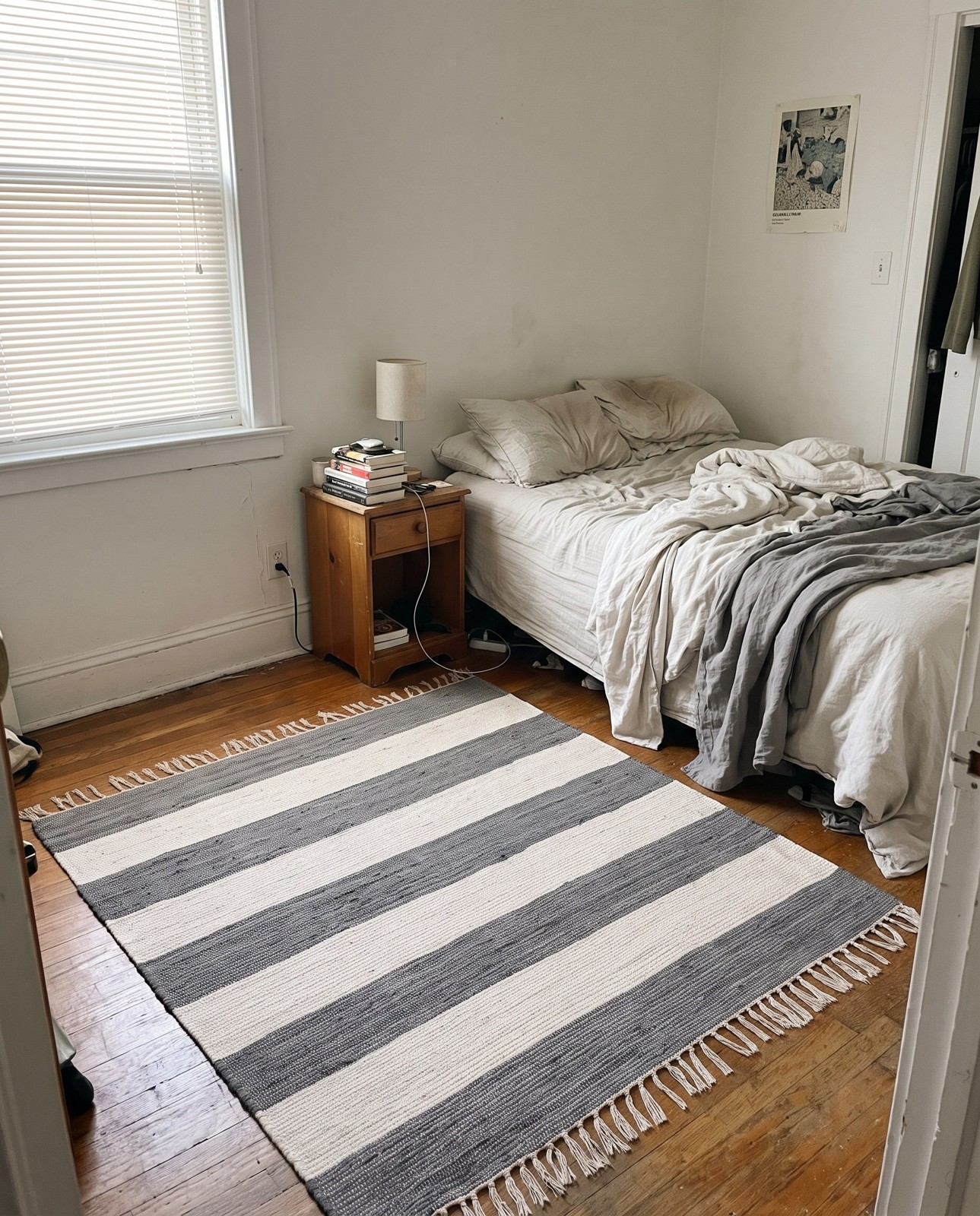 7' 10 x 7' 10 Flagstaff · Striped Chindi Rug, gray and ivory