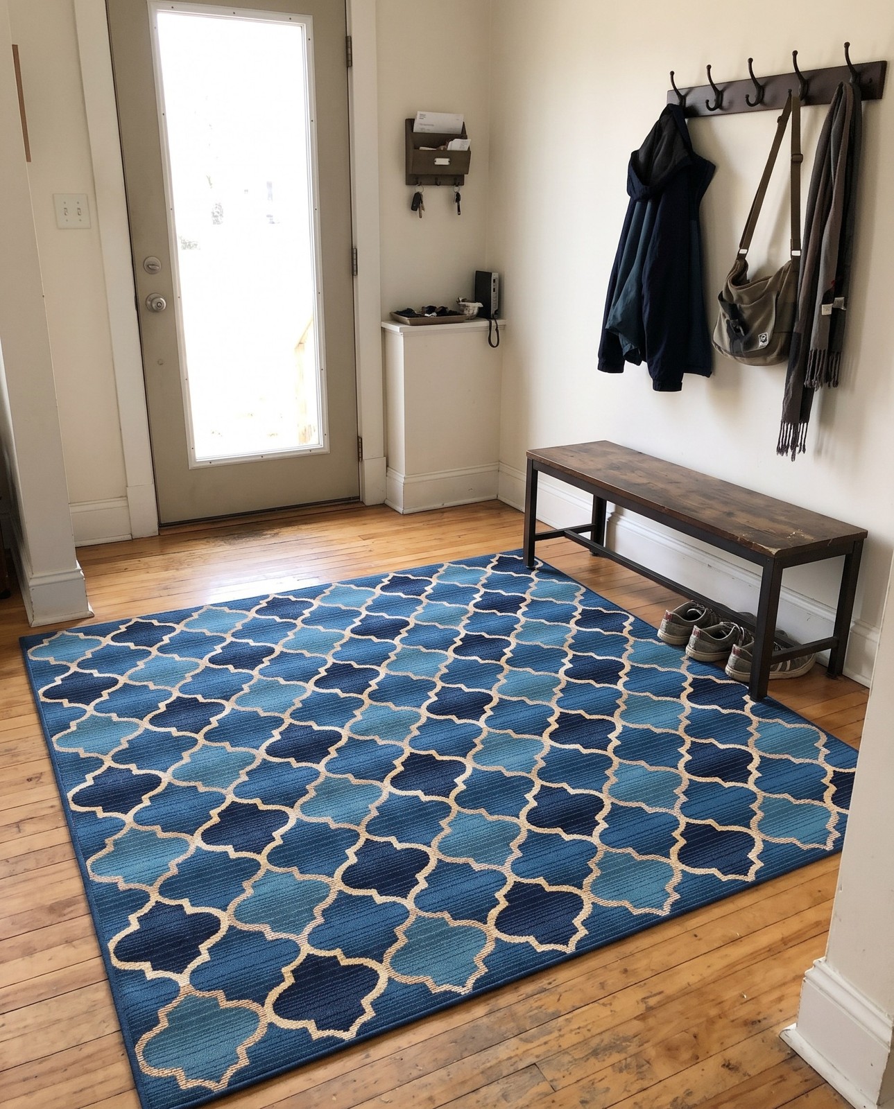 6' x 6' Lomax · Geometric trellis Outdoor Rug, blues and beige