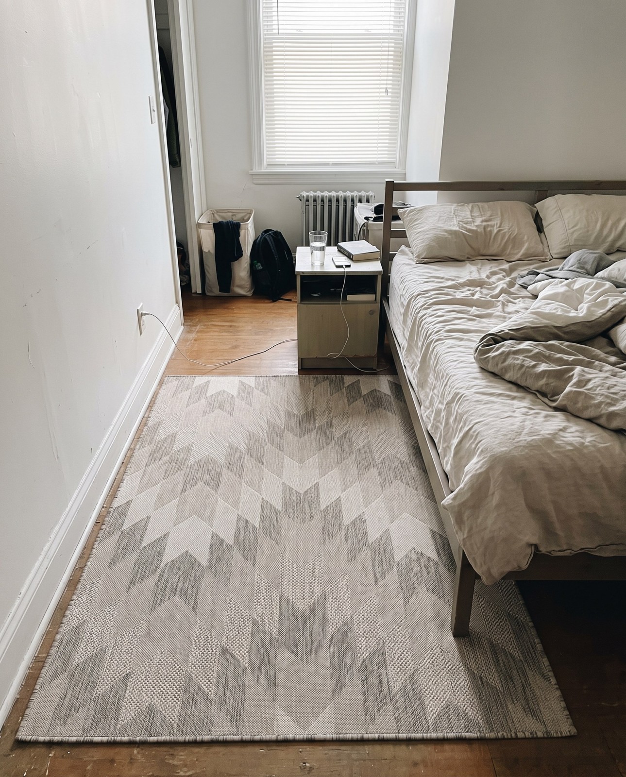 4' x 6' Morrell · Chevron Outdoor Rug, gray