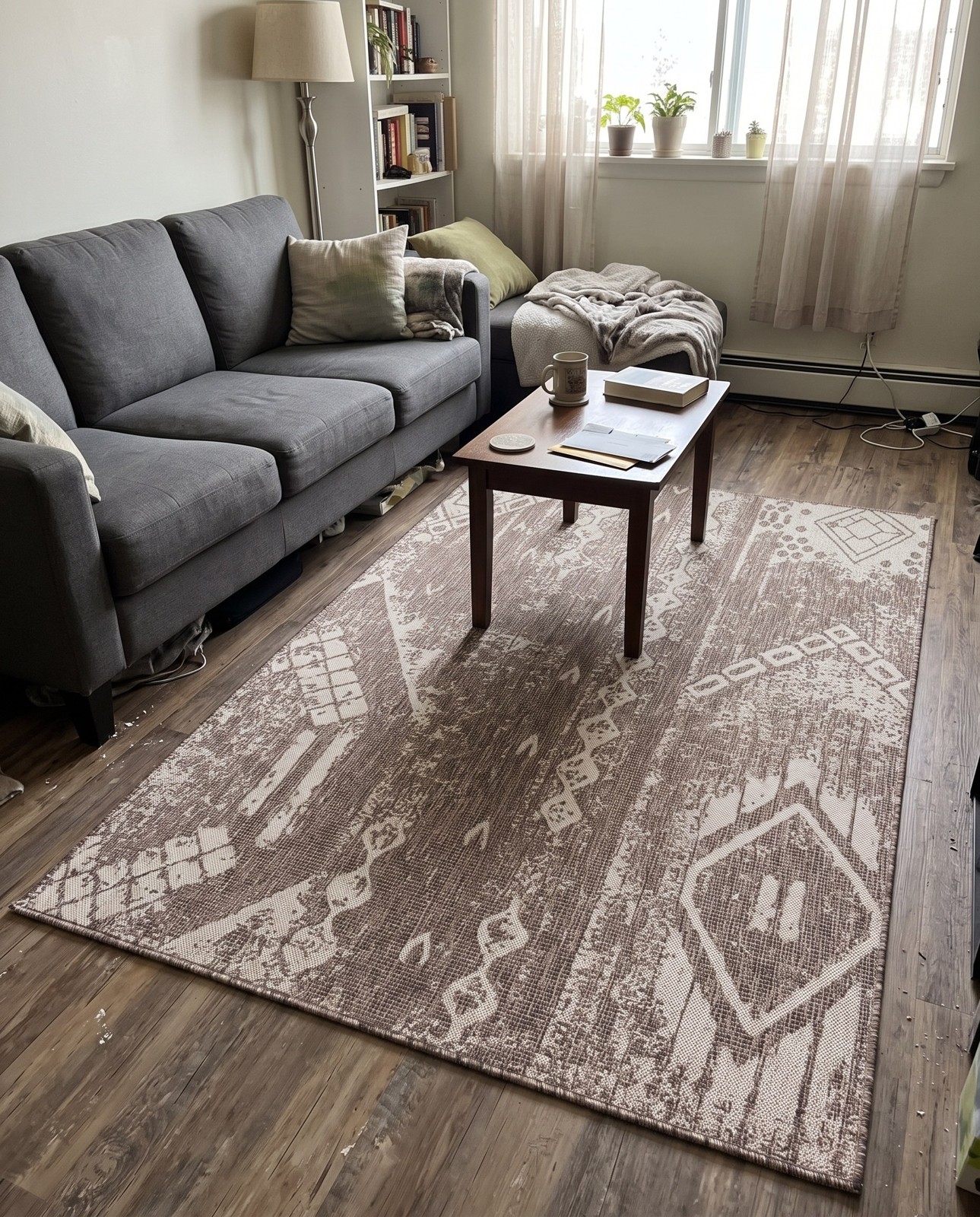 Detail image of 4' x 6' Wildman · Diamond Outdoor Rug, brown