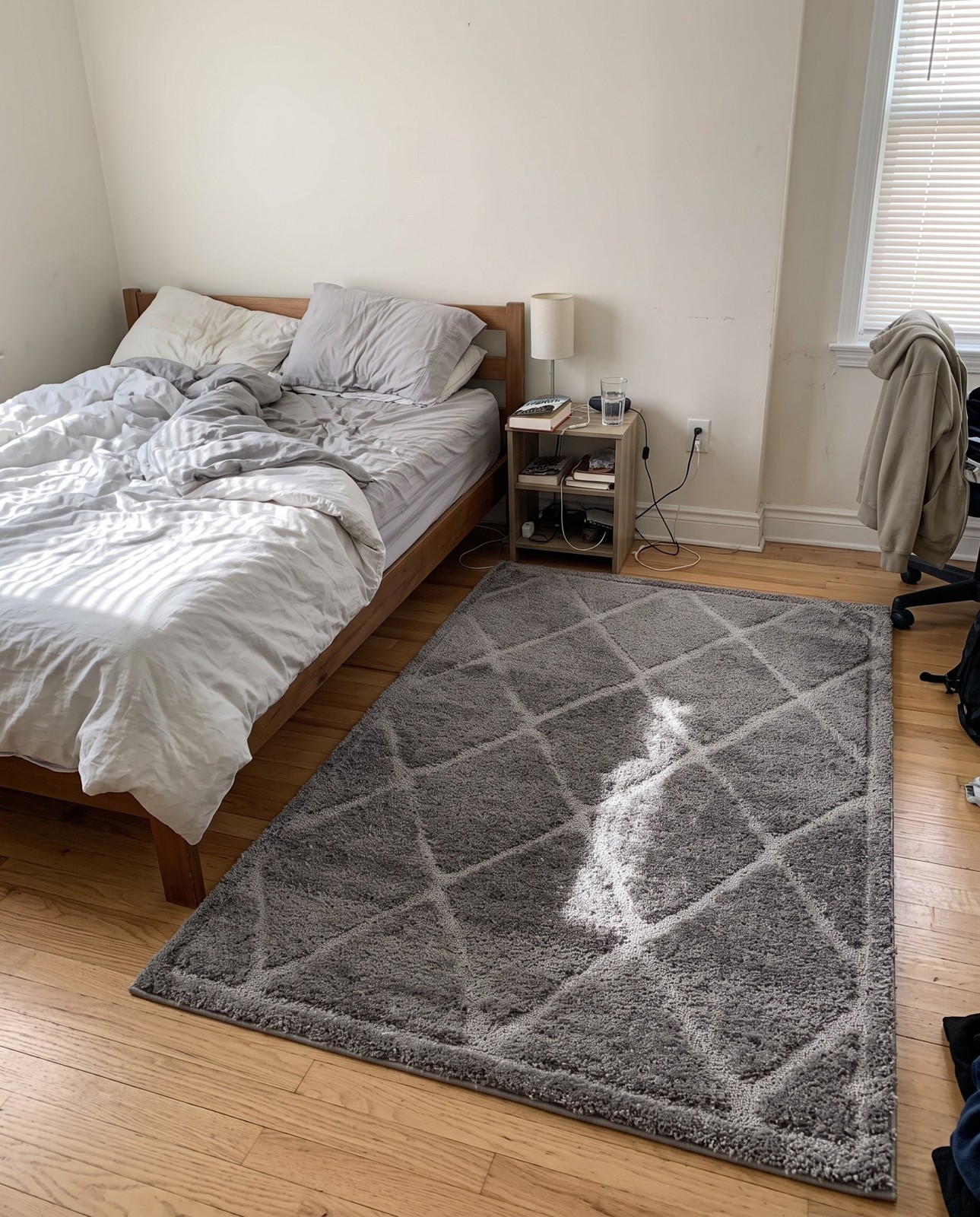 5' x 8' Ancrum · Diamond Shag Rug