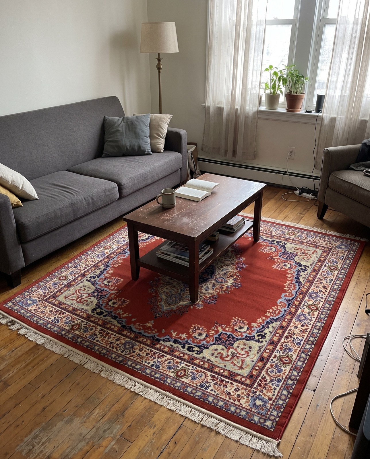7' 10 x 7' 10 Bingham · Traditional medallion rug, terracotta and cream