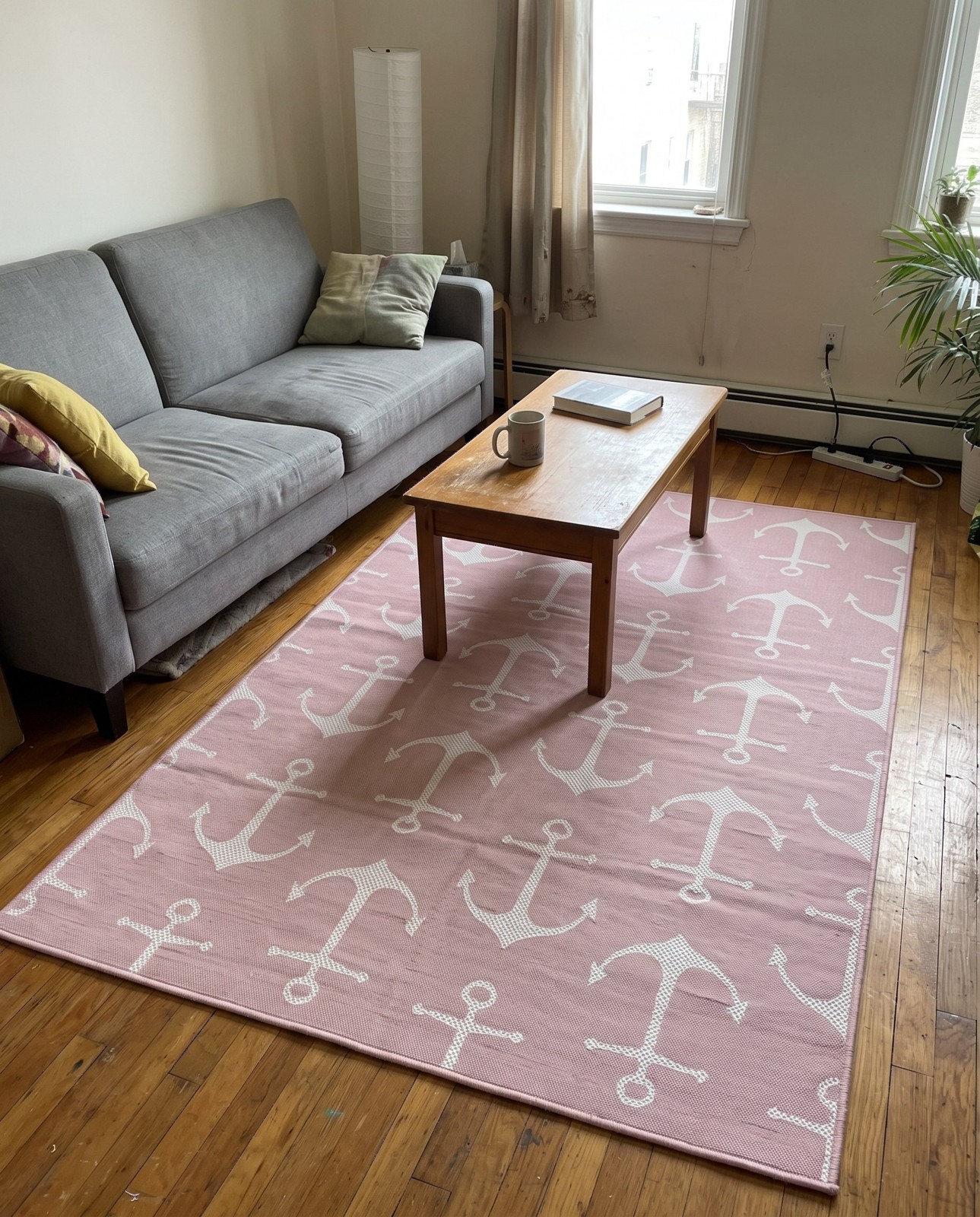 2' x 3' Millbrook · Outdoor Rug, pink