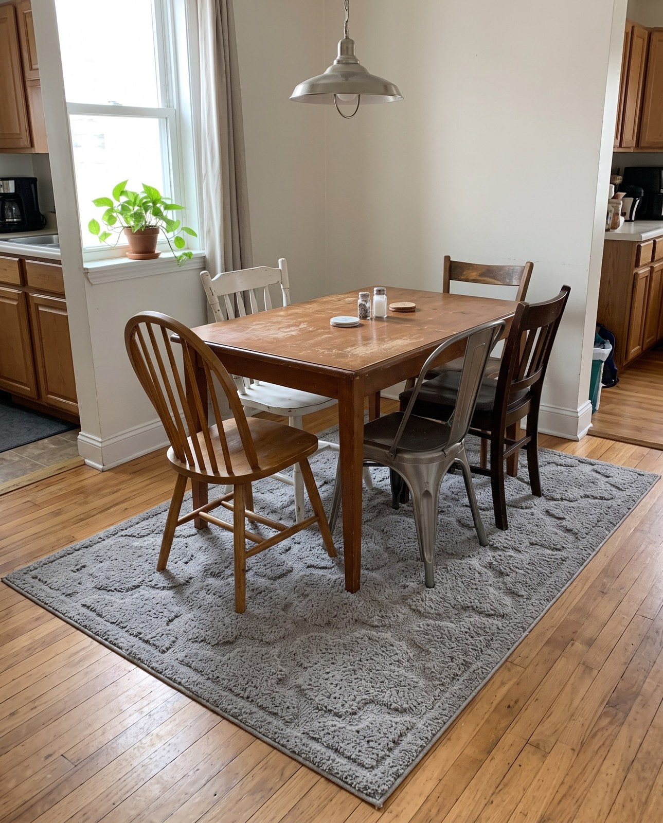 4' x 6' Varney · Trellis Shag Rug
