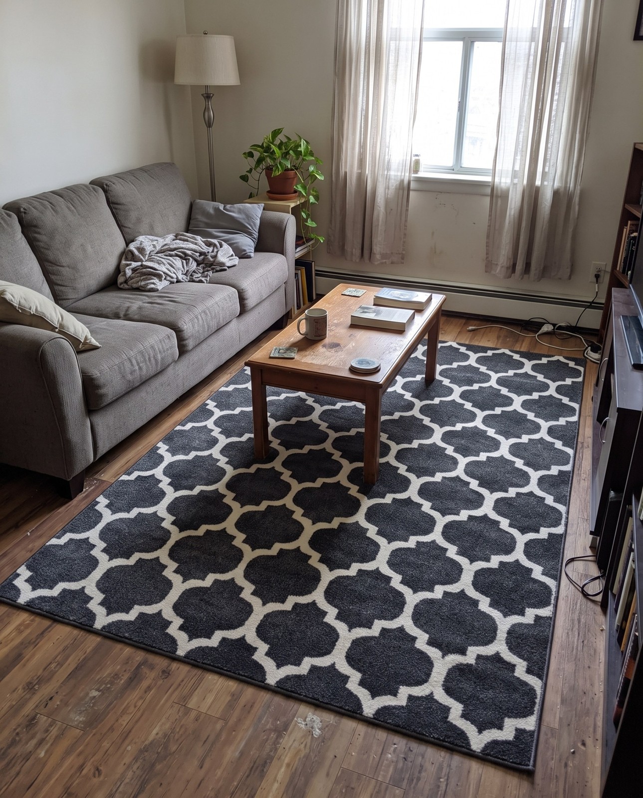 7' 10 x 11' Arkwright · Trellis rug, fume