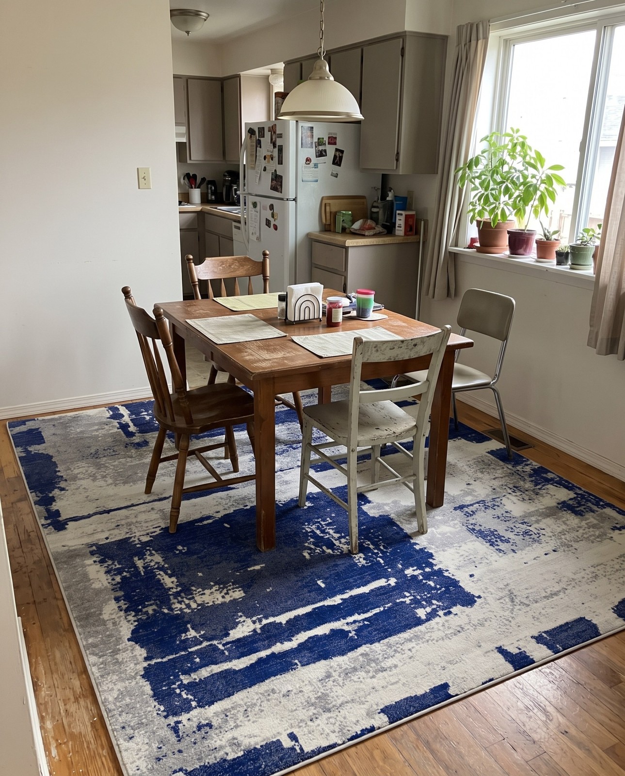 8' x 10' Tisdale · Abstract geometric rug, navy and ivory