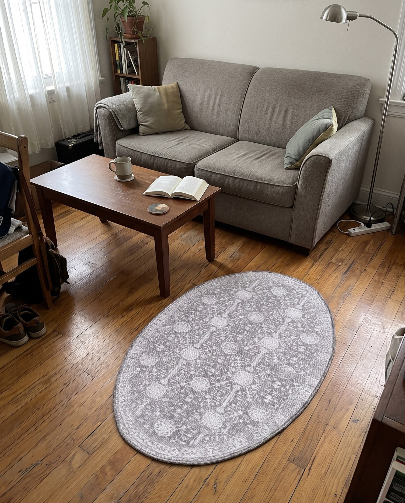 2' x 3' Garrison · Medallion Washable Rug, gray and ivory