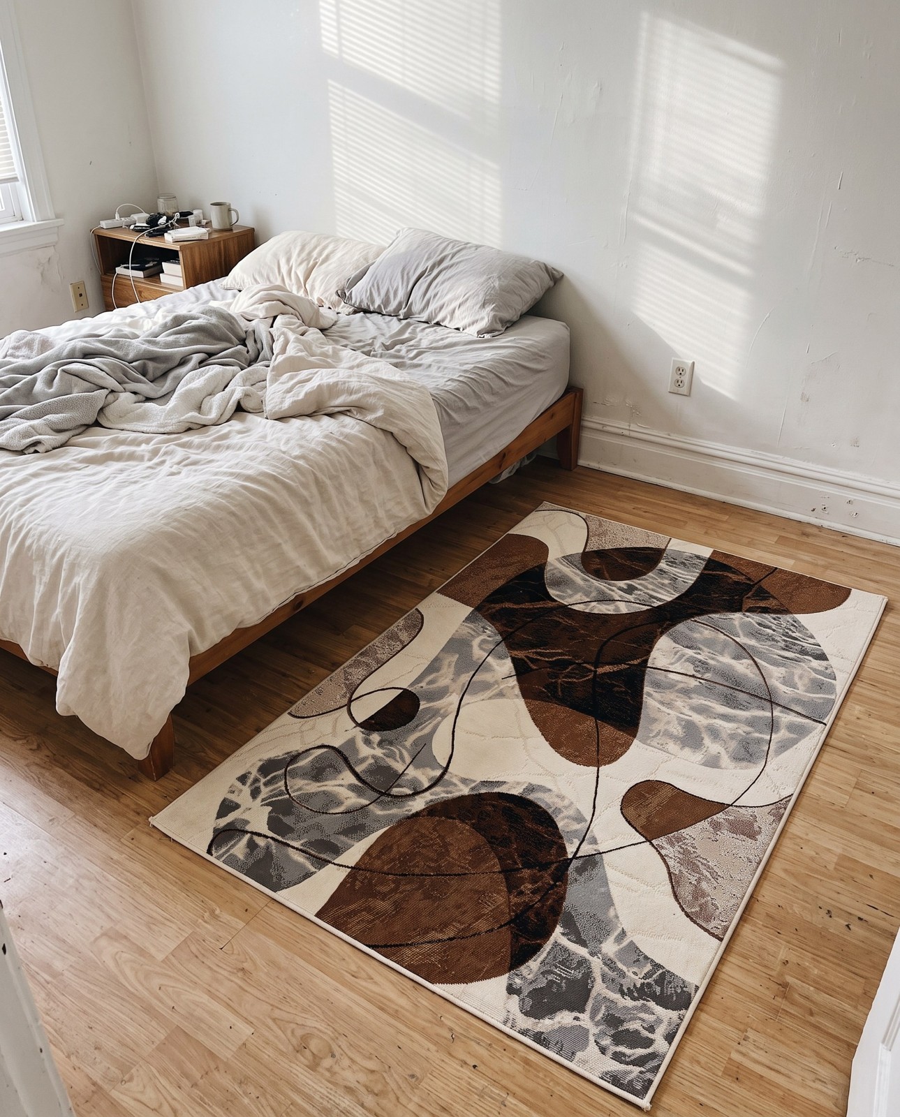 2' x 3' Ruskin · Abstract Outdoor Rug