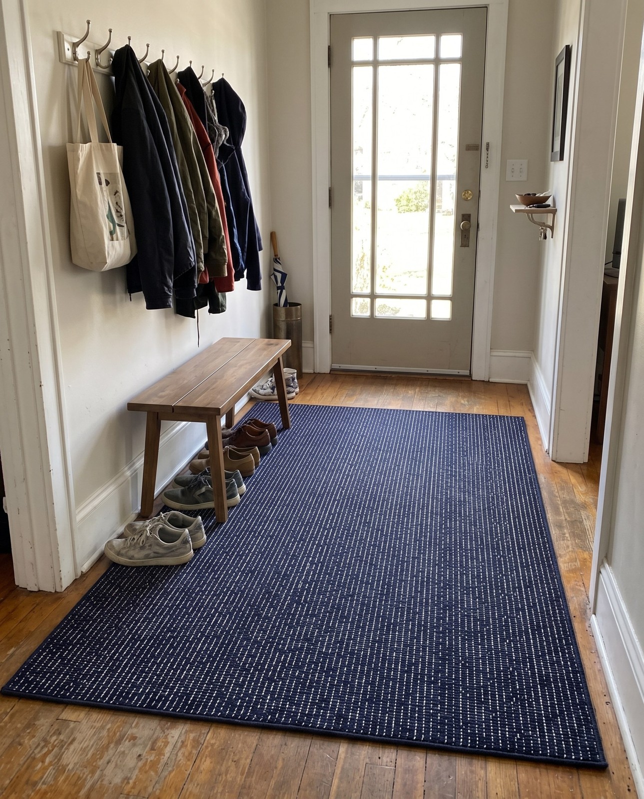 Detail image of 5' 3 x 8' Swain · Lines rug, midnight blue
