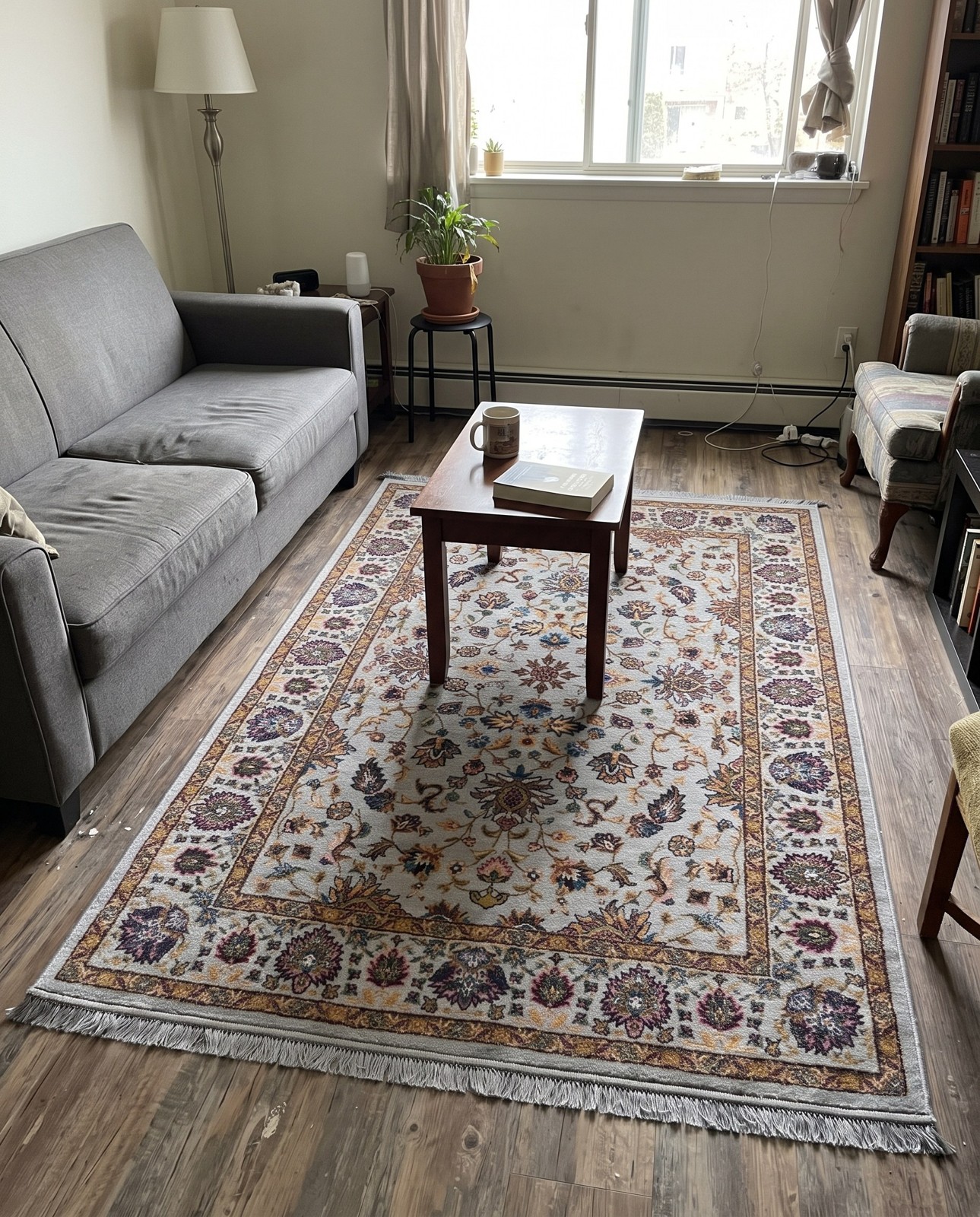 Detail image of 3' 3 x 5' 3 Bluebell · Floral oriental rug, gray and multi