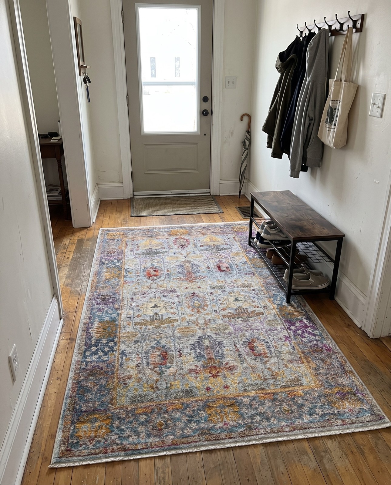 8' x 10' Lanier · Border rug
