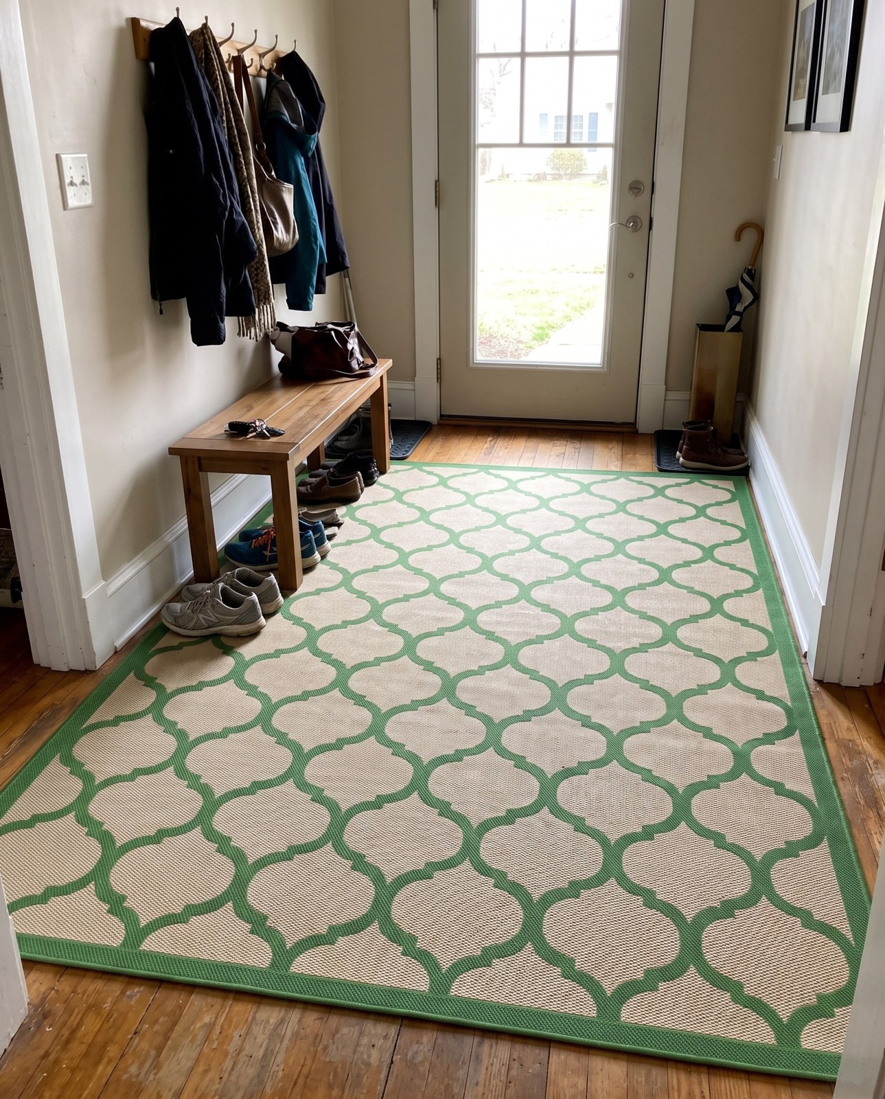 2' 2 x 3' Fanshawe · Trellis Outdoor Rug, green and beige