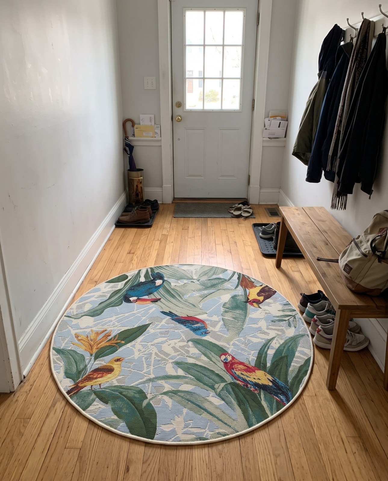 Detail image of 4' x 4' Lomax · Tropical birds Outdoor Rug, green and blue